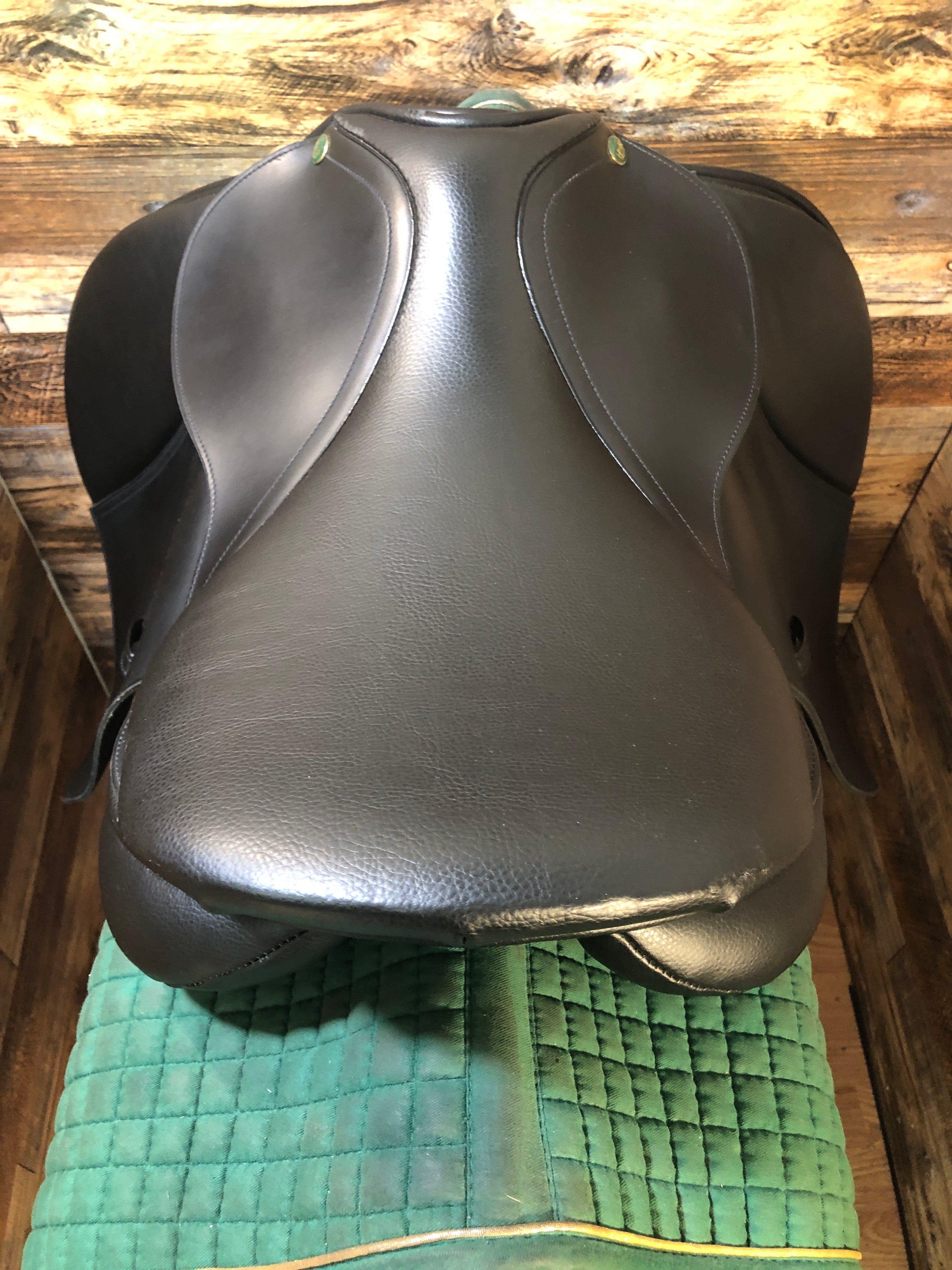 17.5" HDR All Purpose Saddle (Black)