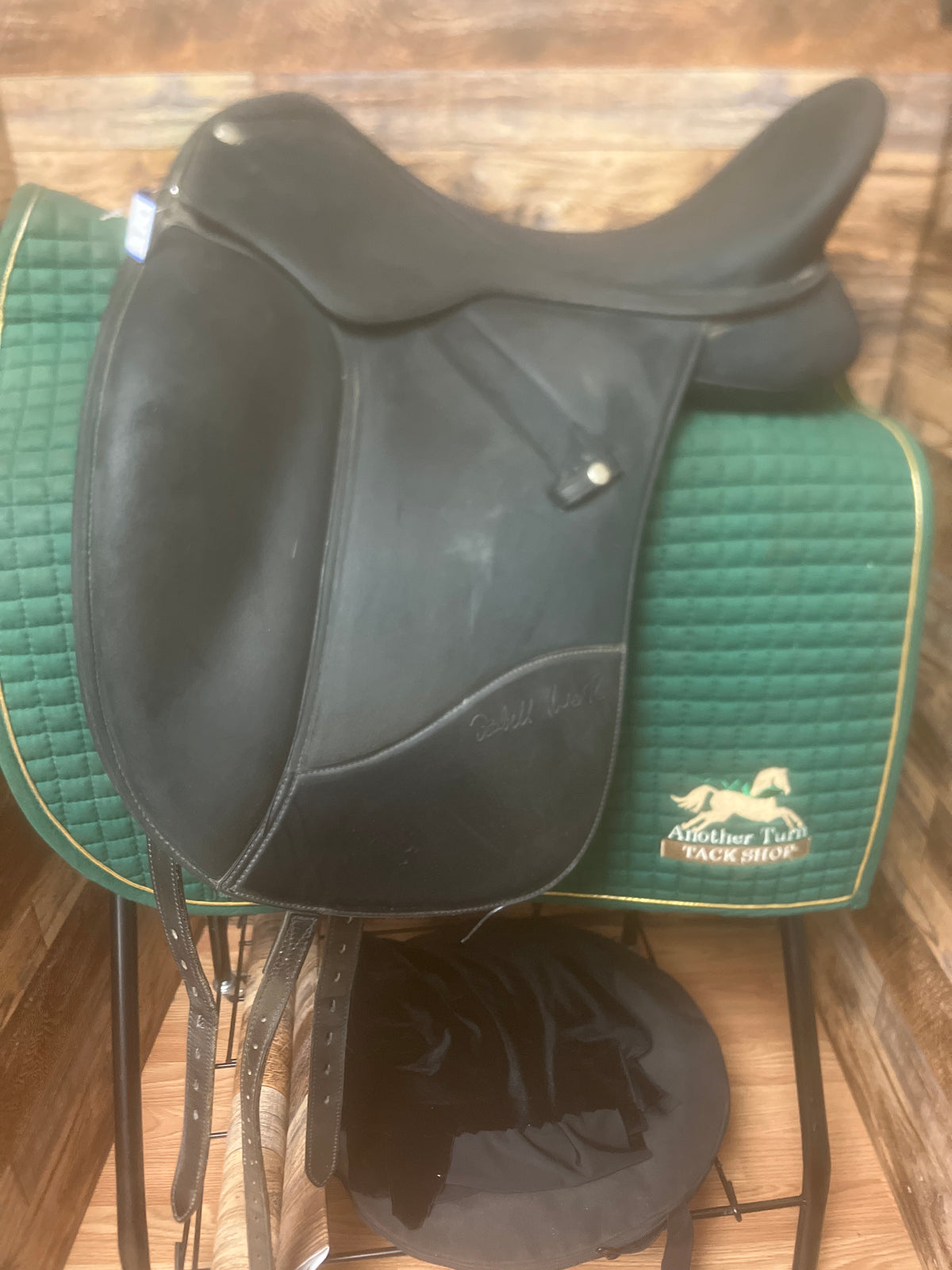 18" Winec Isabell Werth Dressage Saddle (2022)