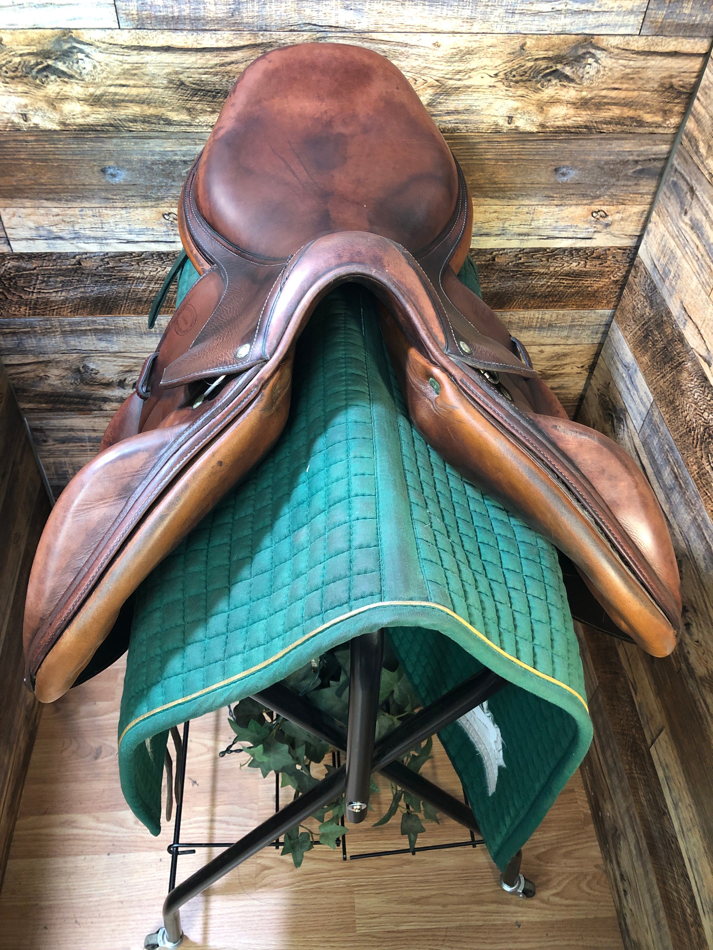 17.5" Devoucoux Chiberta Monoflap Saddle