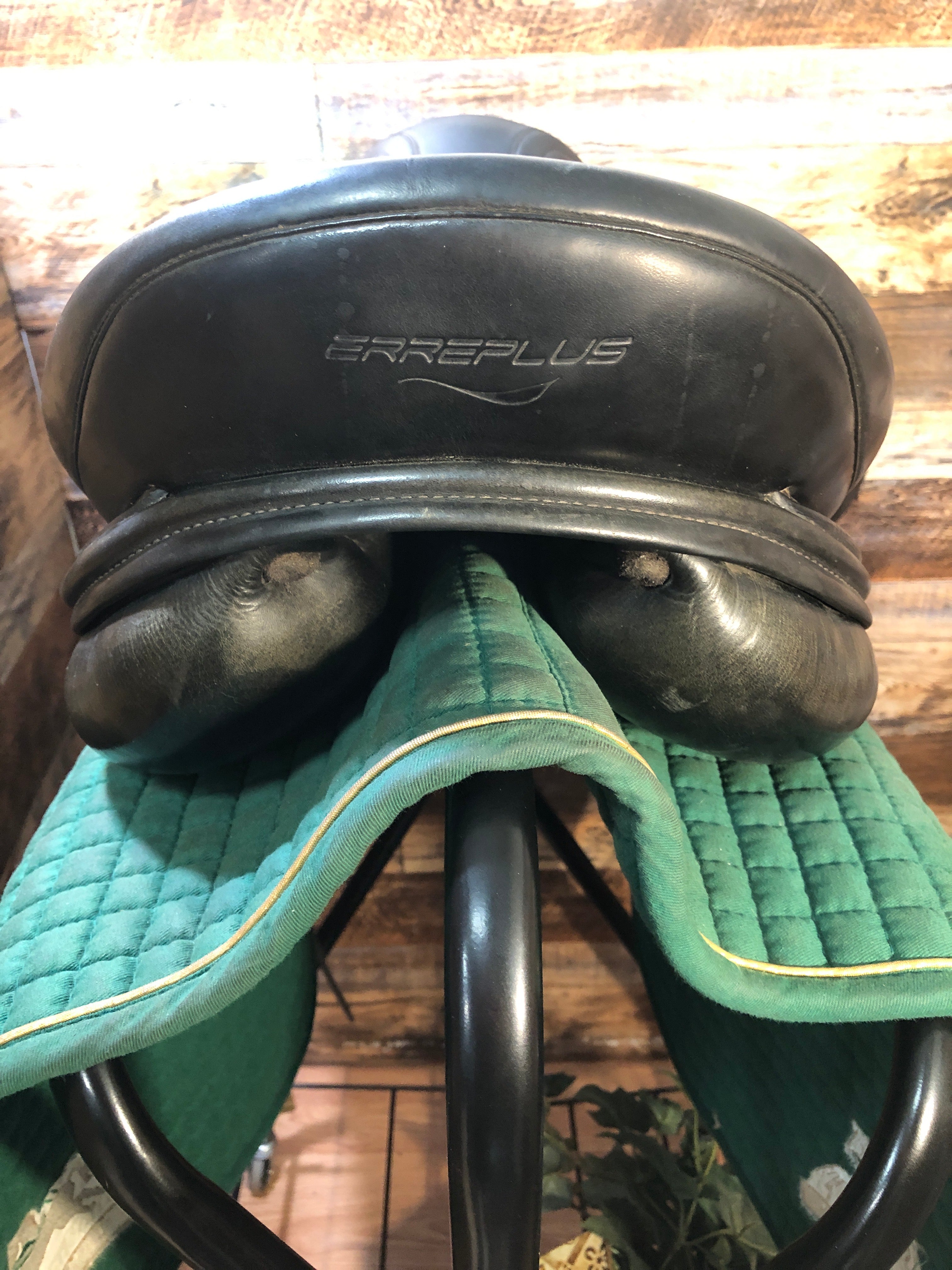 17.5" Erreplus Elena Dressage Saddle