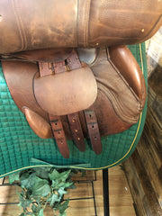 17" Ovation Close Contact Saddle