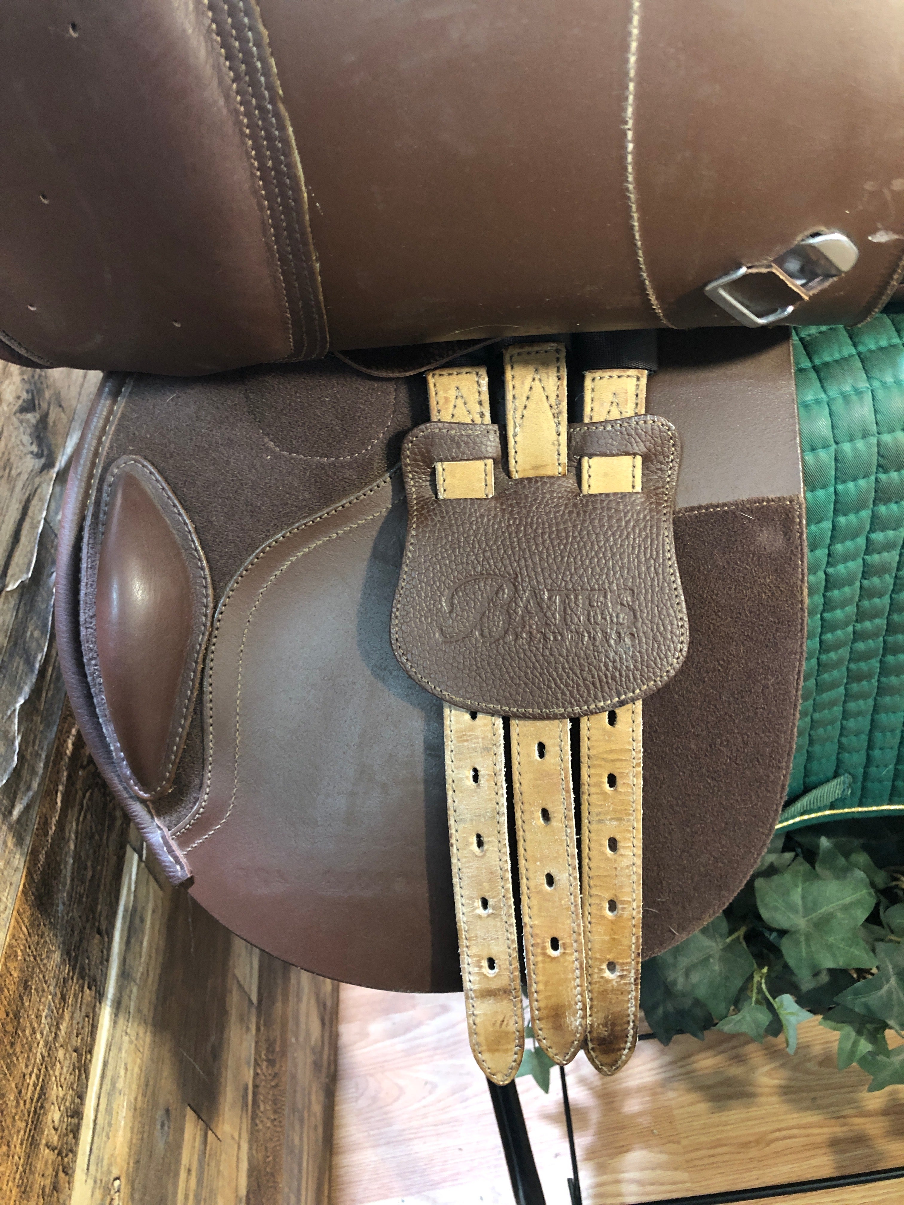 16" Bates AP Saddle Adj Gullet (blk inside)