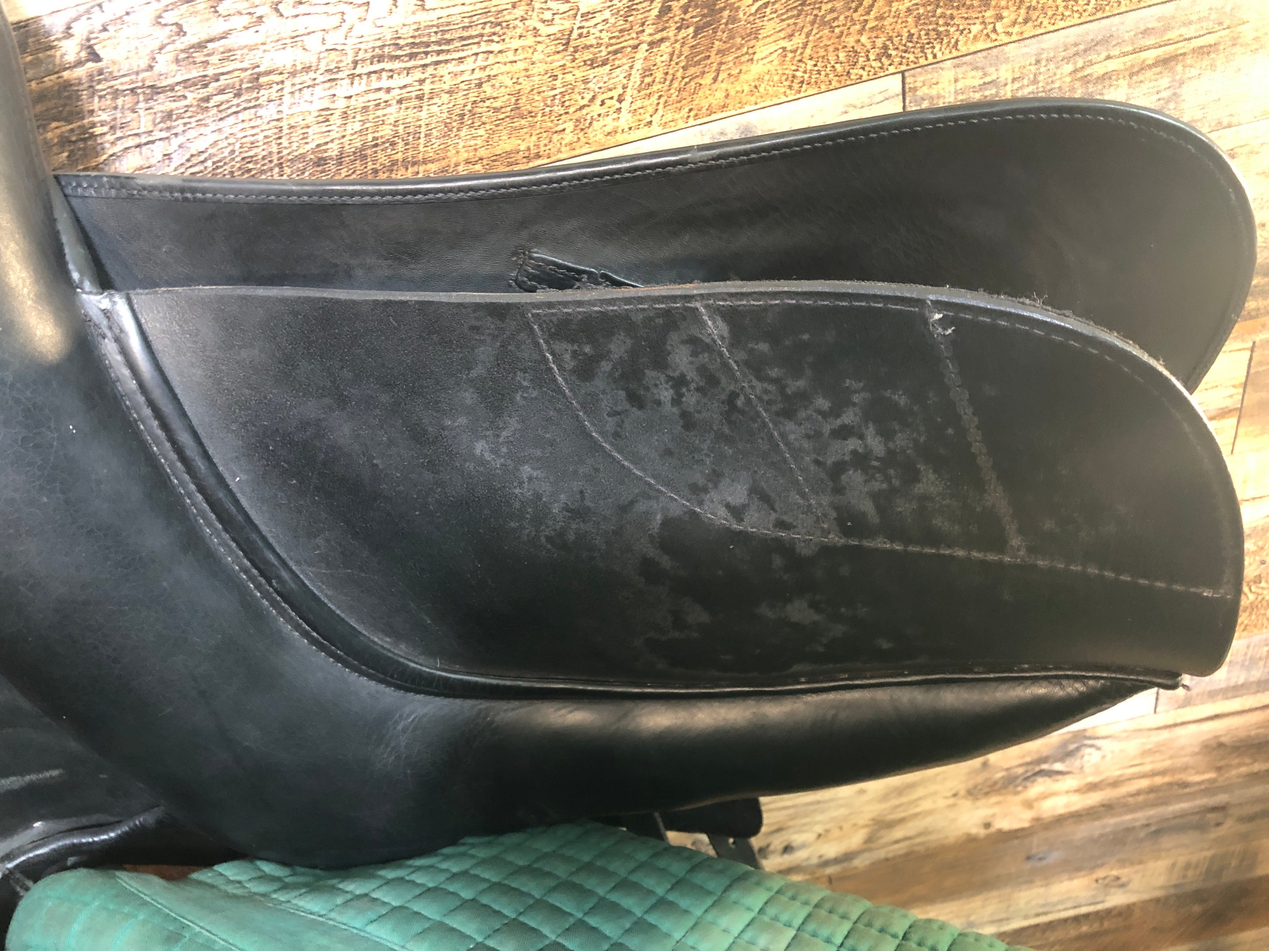 17" M. Toulouse Dressage Saddle