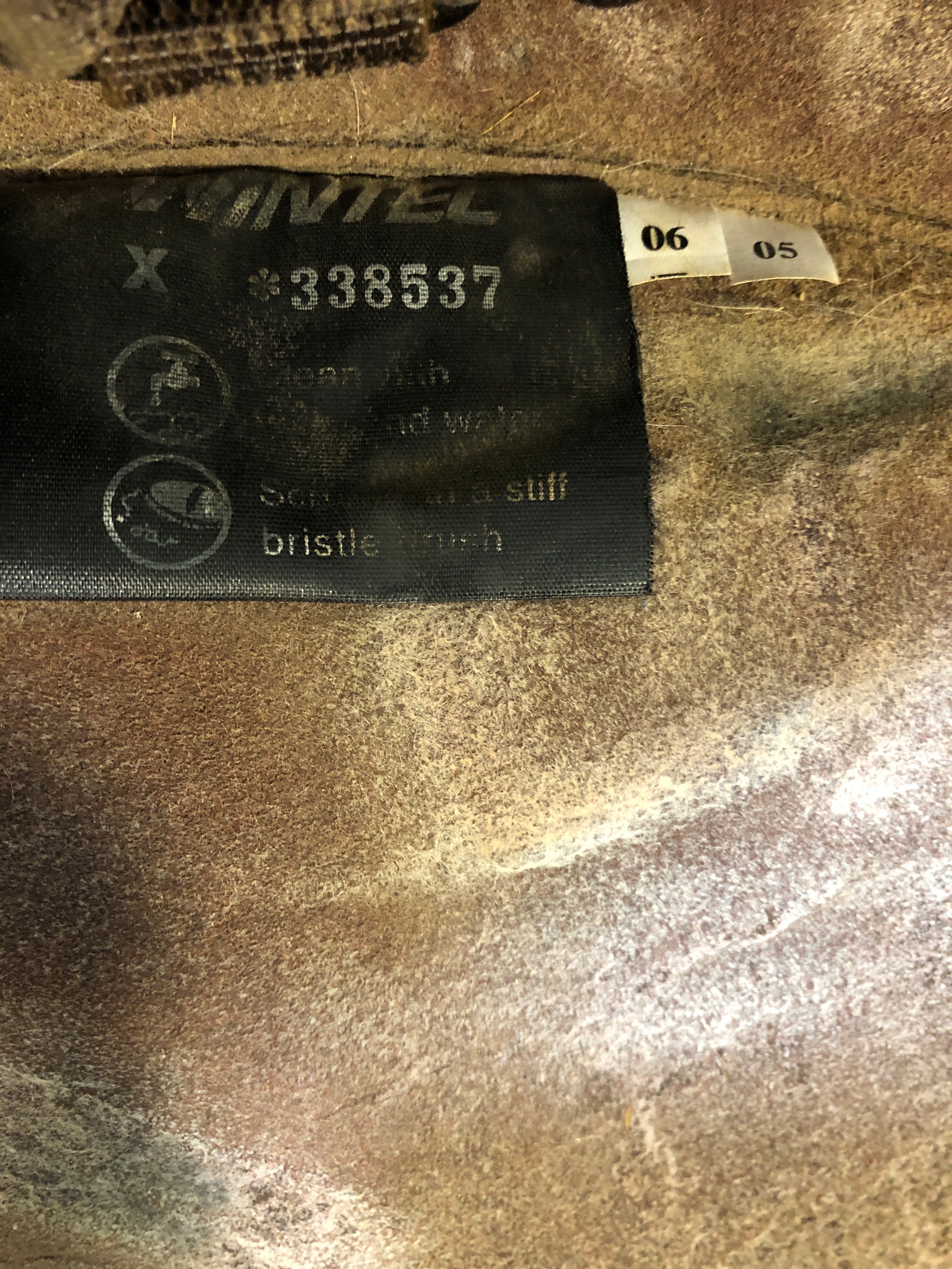 17" Wintec Close Contact Saddle