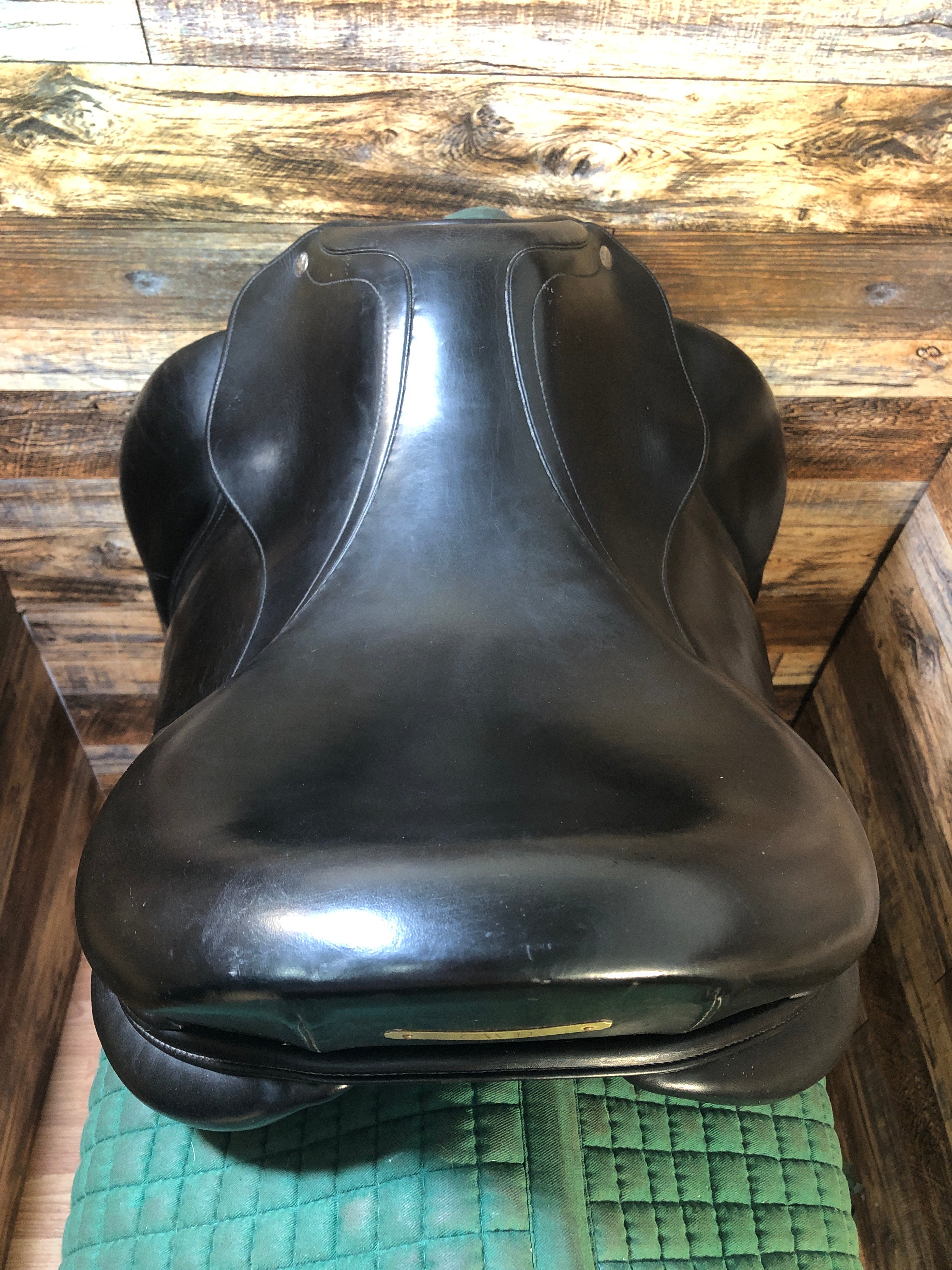 17.5" CWD Monoflap Dressage Saddle
