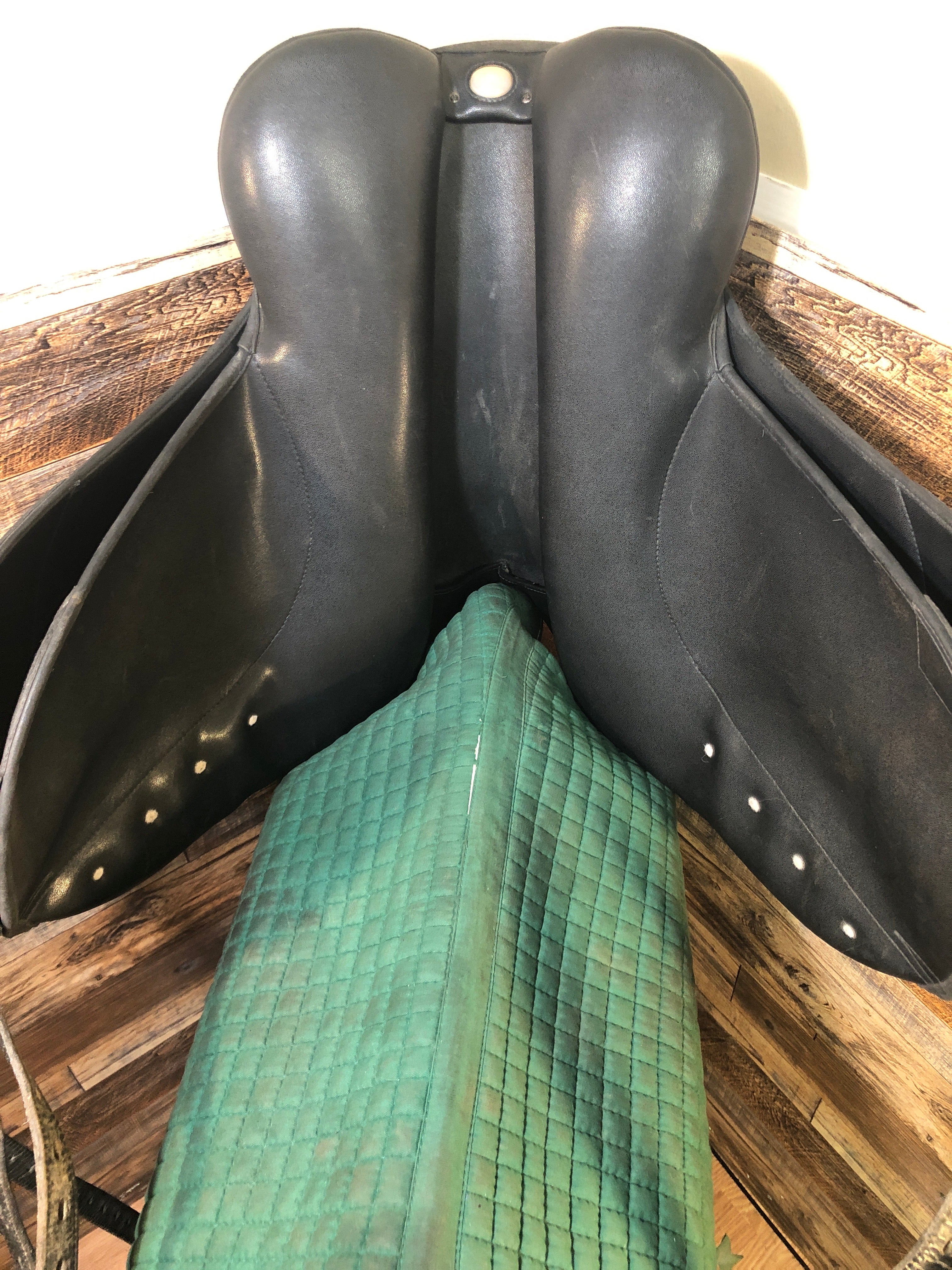 17” Wintec Isabelle Worth Dressage Adj 34815