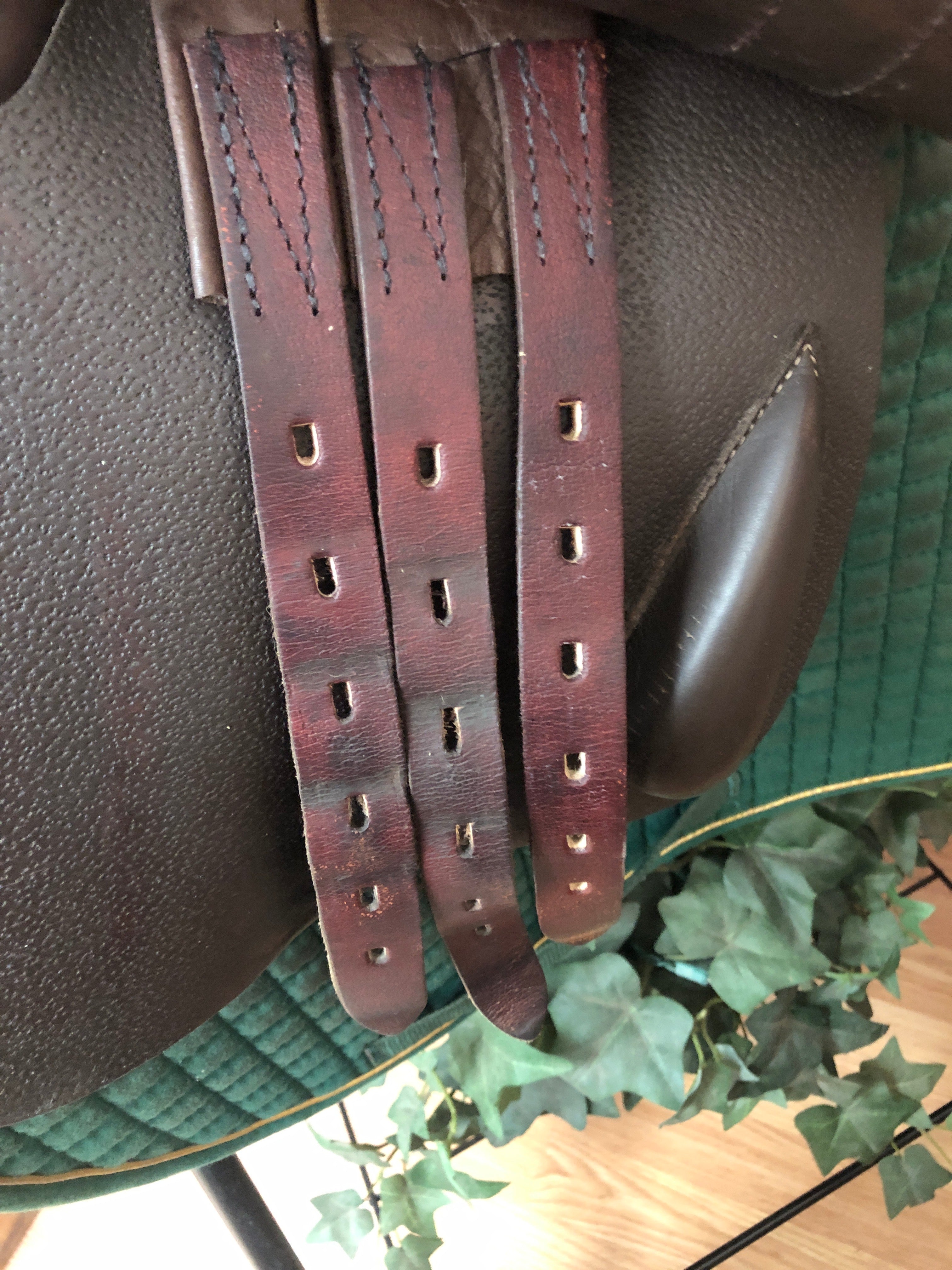 17.5" Saint Spirit Close Contact Saddle