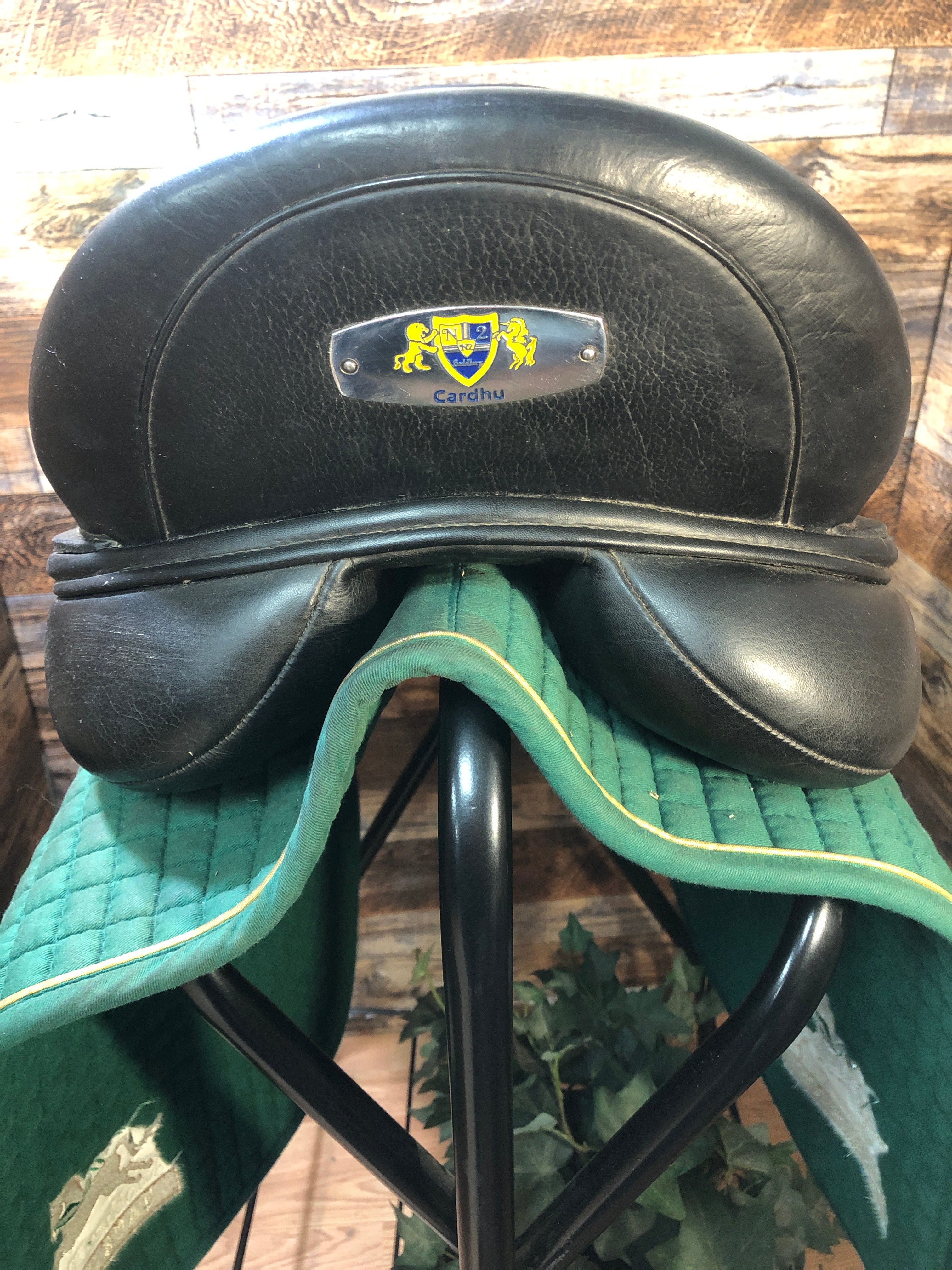 17.5" Cardhu Monoflap N2 Saddle