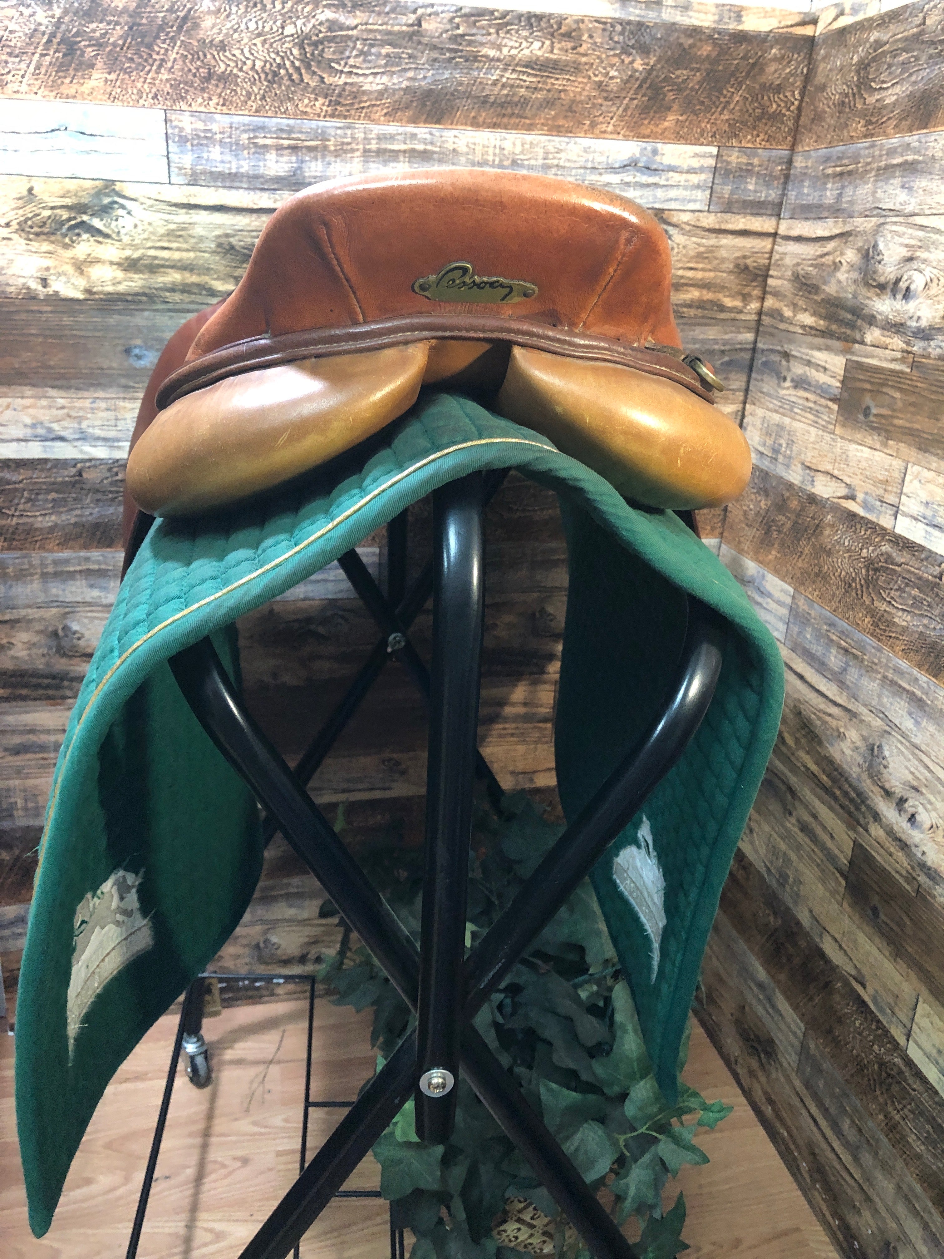 17" Pessoa Close Contact Saddle