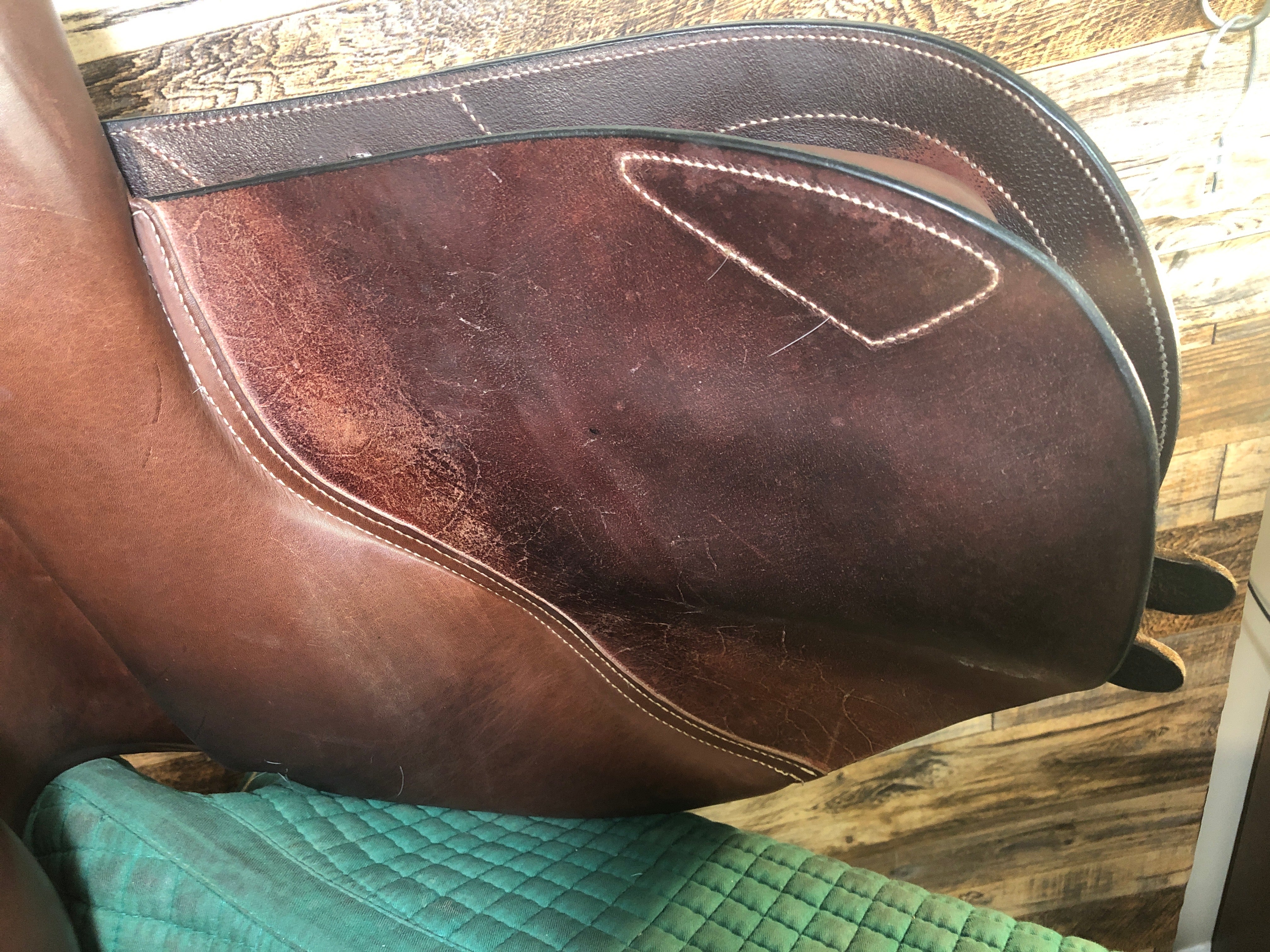 17.5" Dover Circuit Premier Saddle