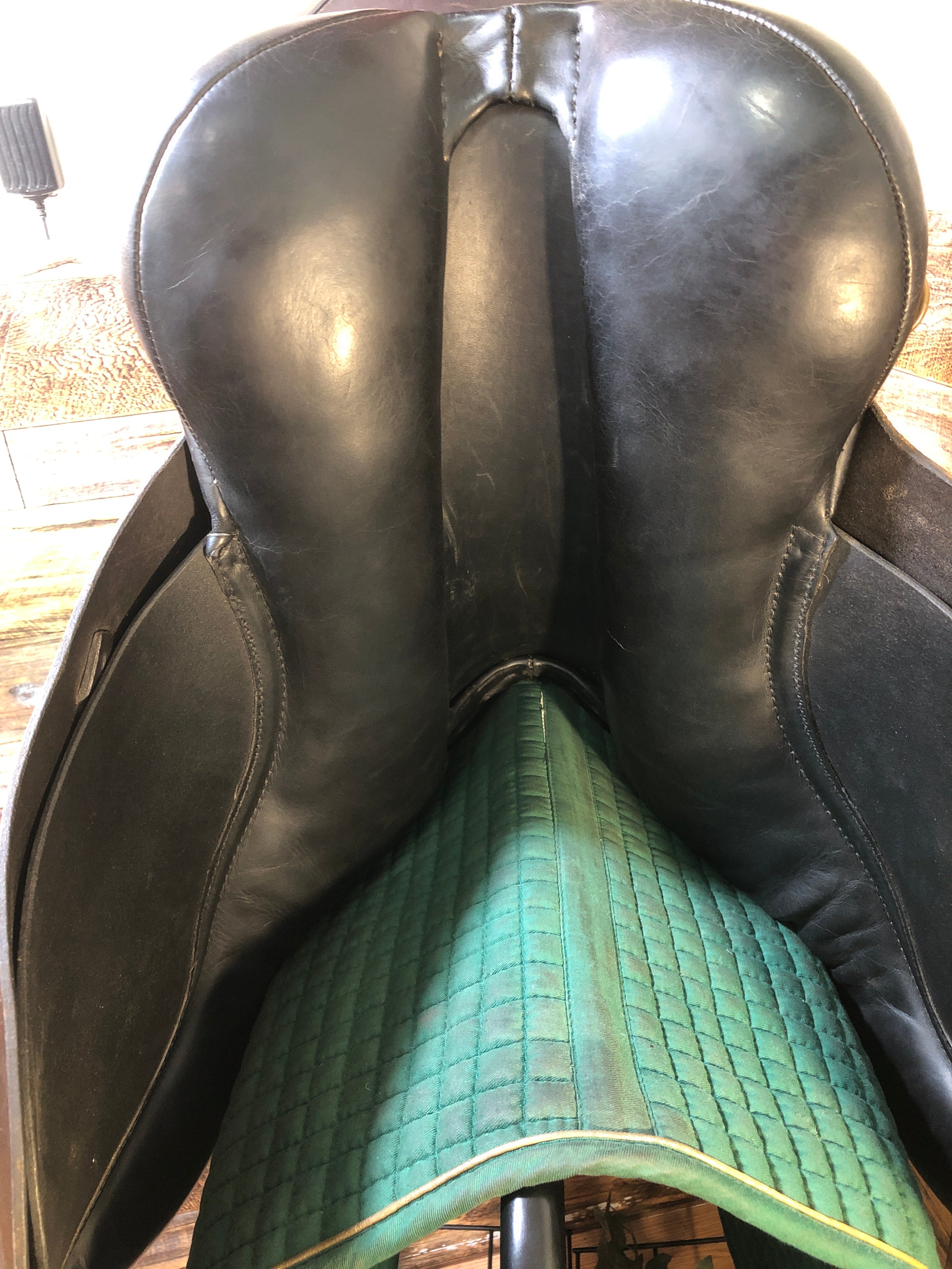 17" Albion Original Comfort AP Saddle