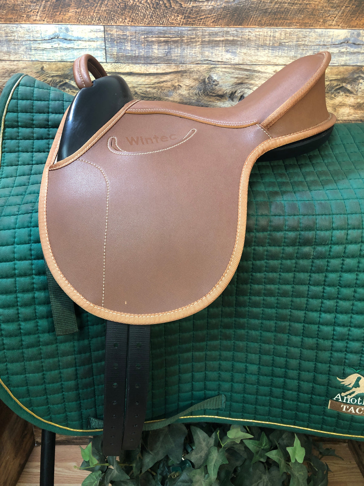Wintec Youth Saddle Brown