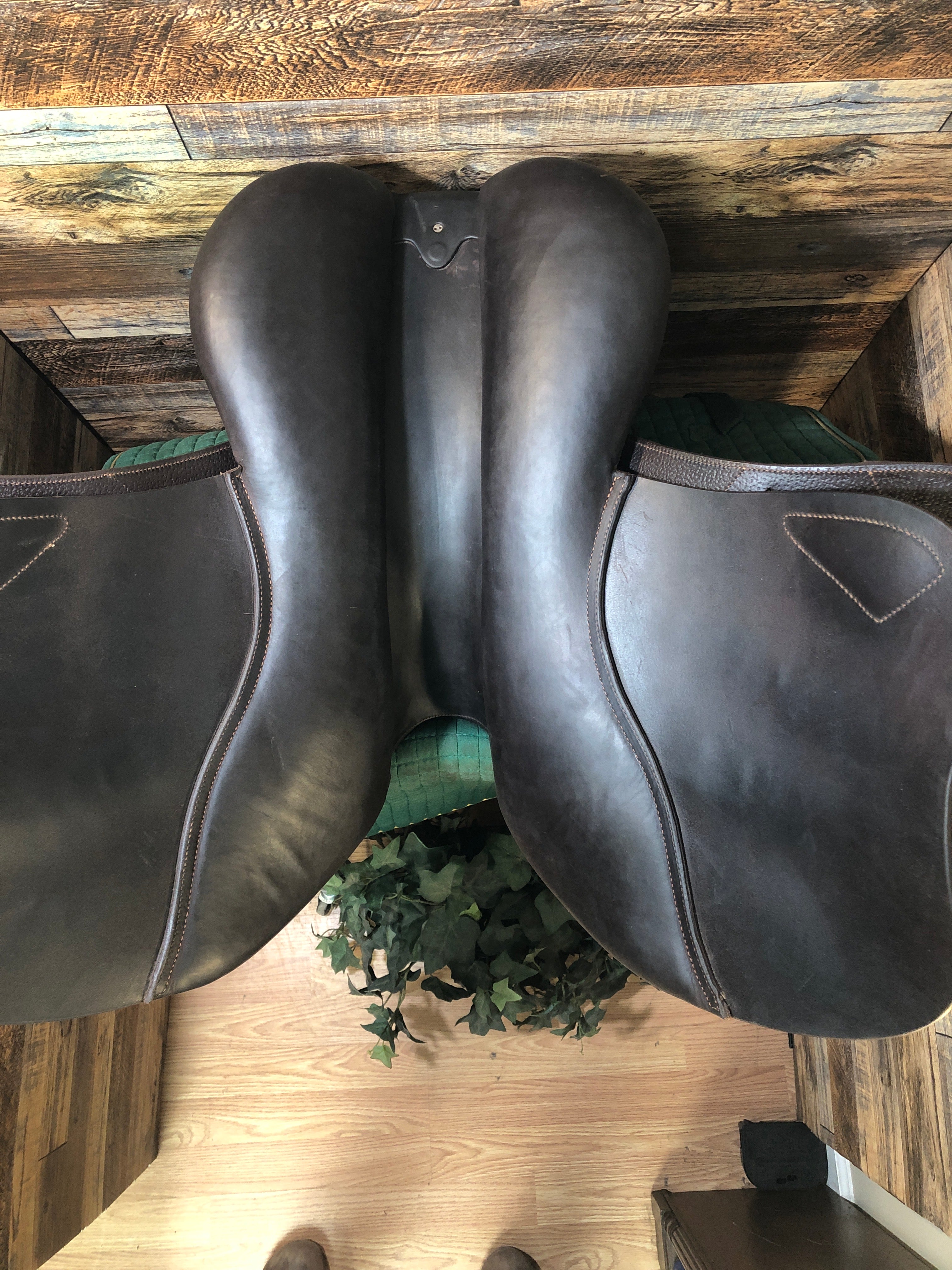18" CWD SEO3 Close Contact Jump Saddle
