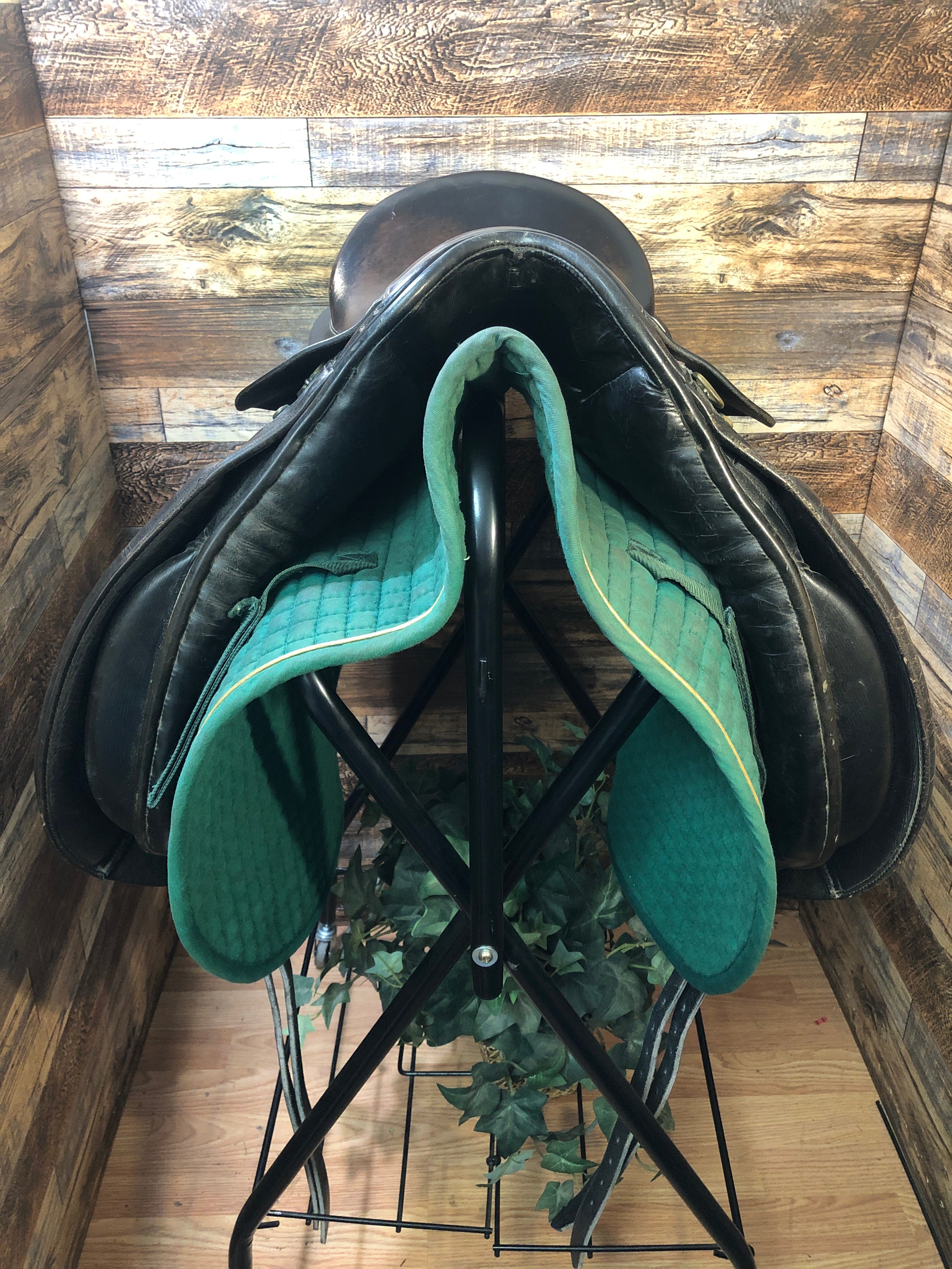 17.5" Albion Original Comfort Dressage Saddle