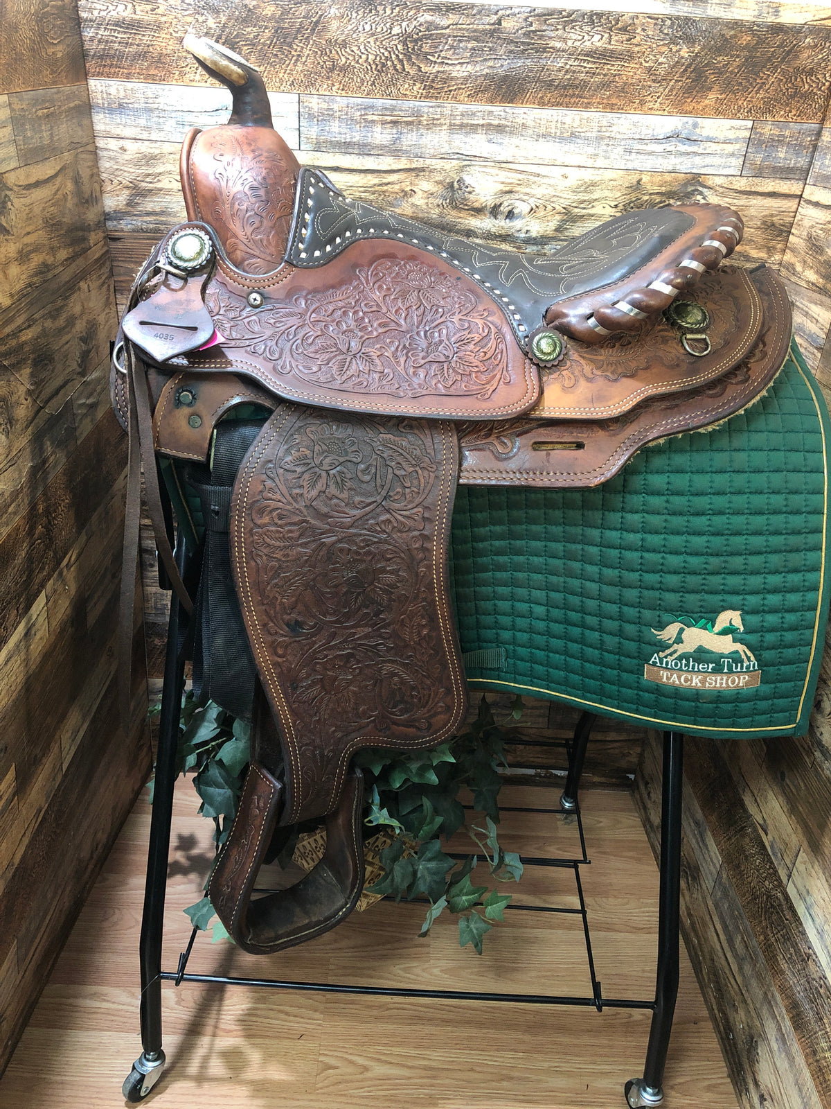 15" Simco Western Saddle