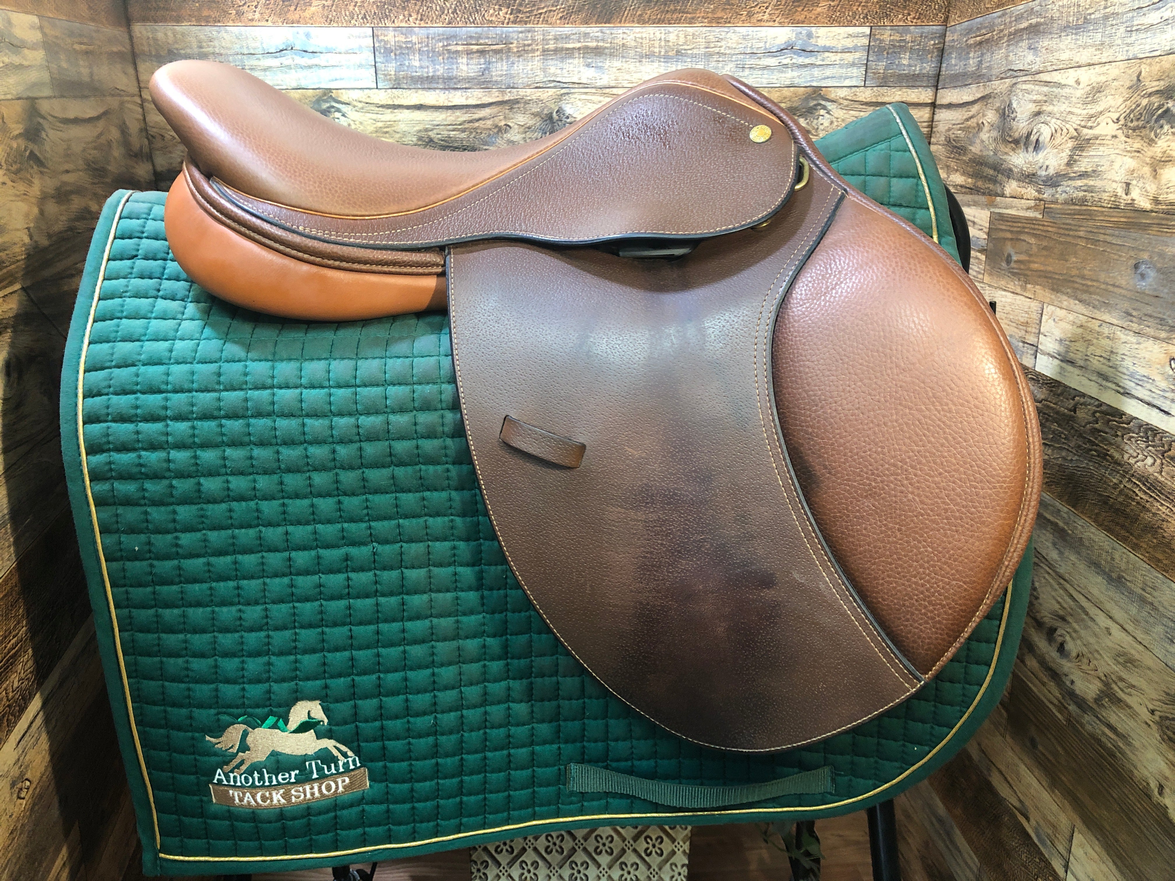 16.5" Collegiate Finalist CC Saddle