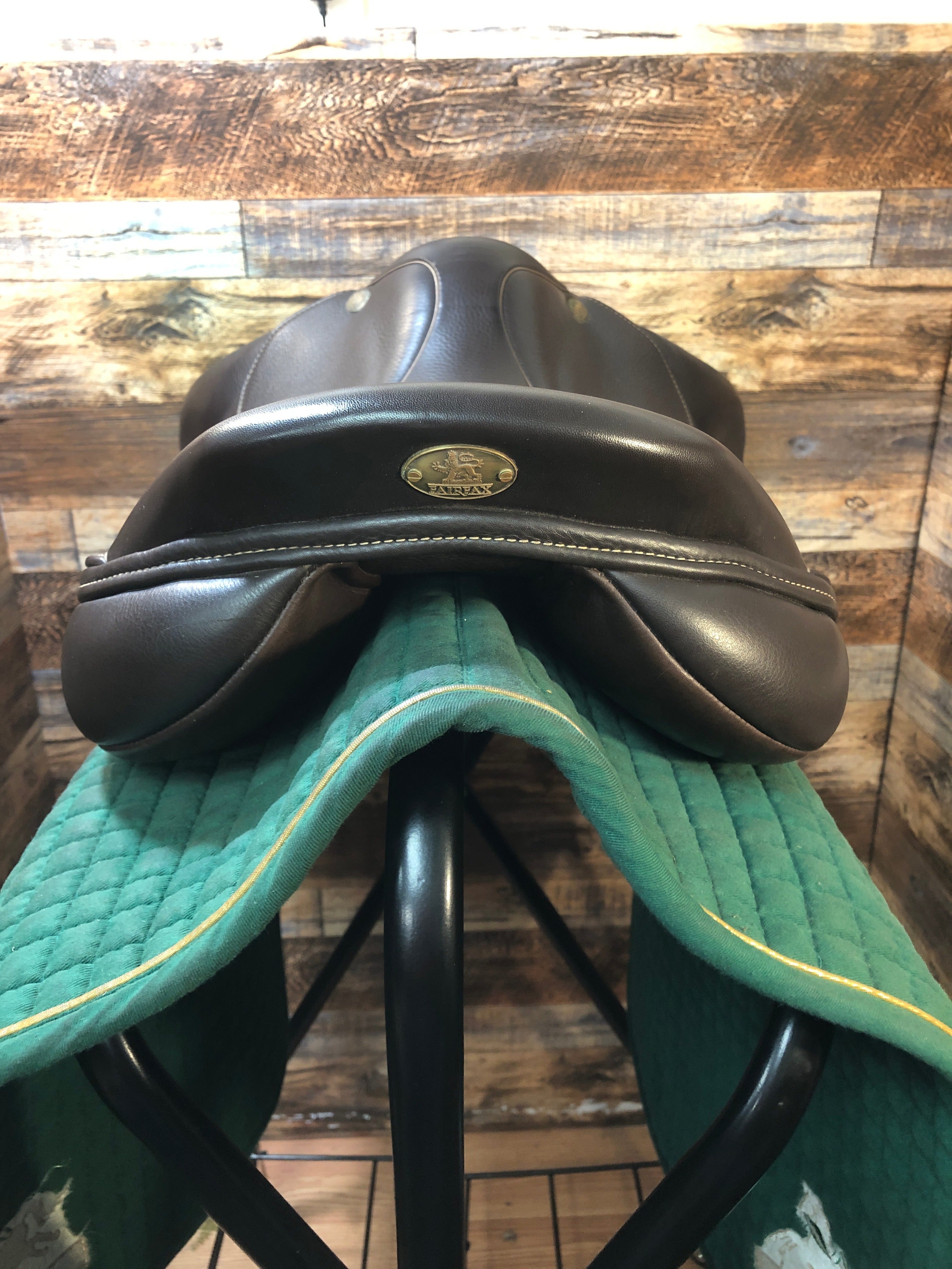 17" Fairfax Classic Jump Saddle