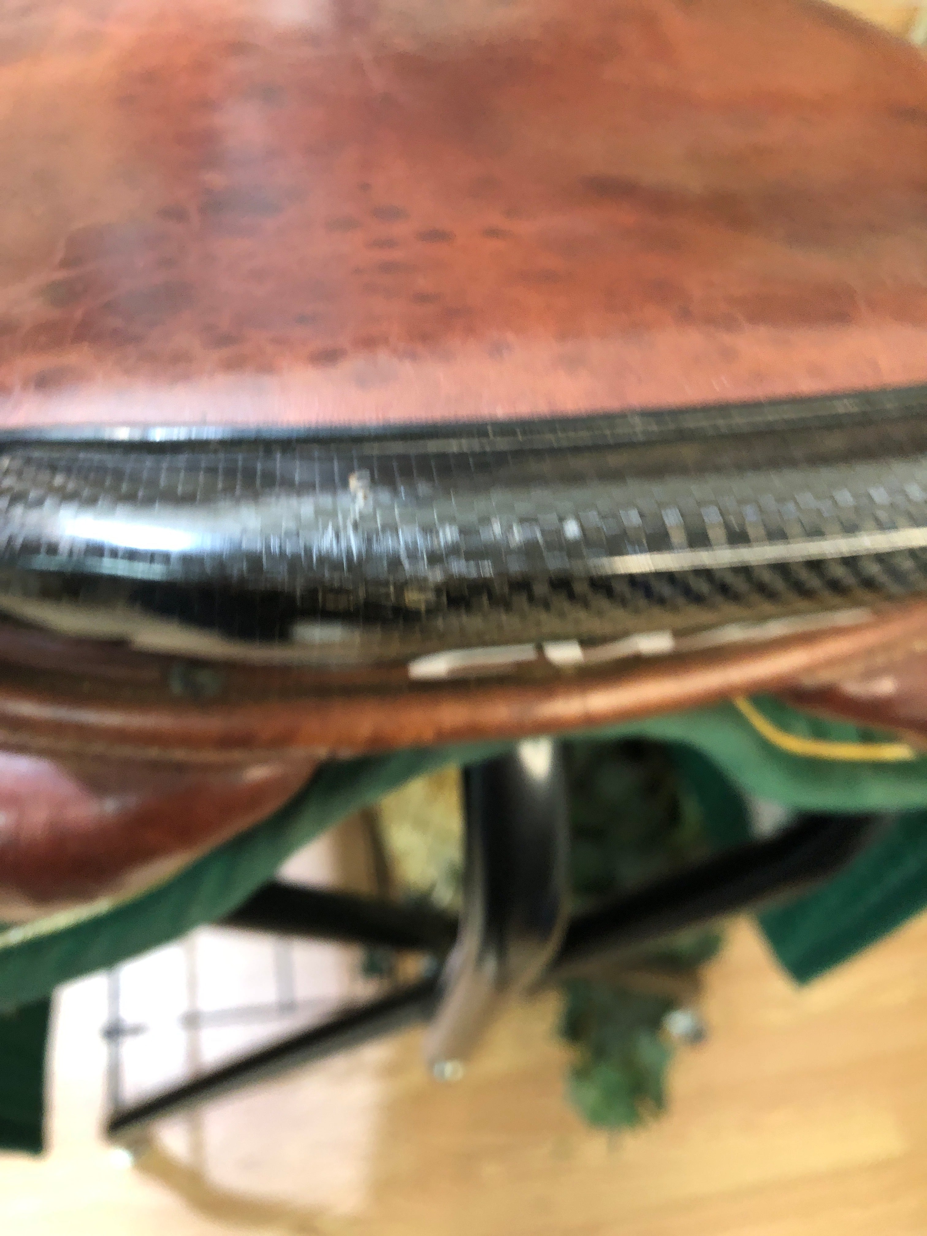 17.5" CWD 2Gs Close Contact Saddle