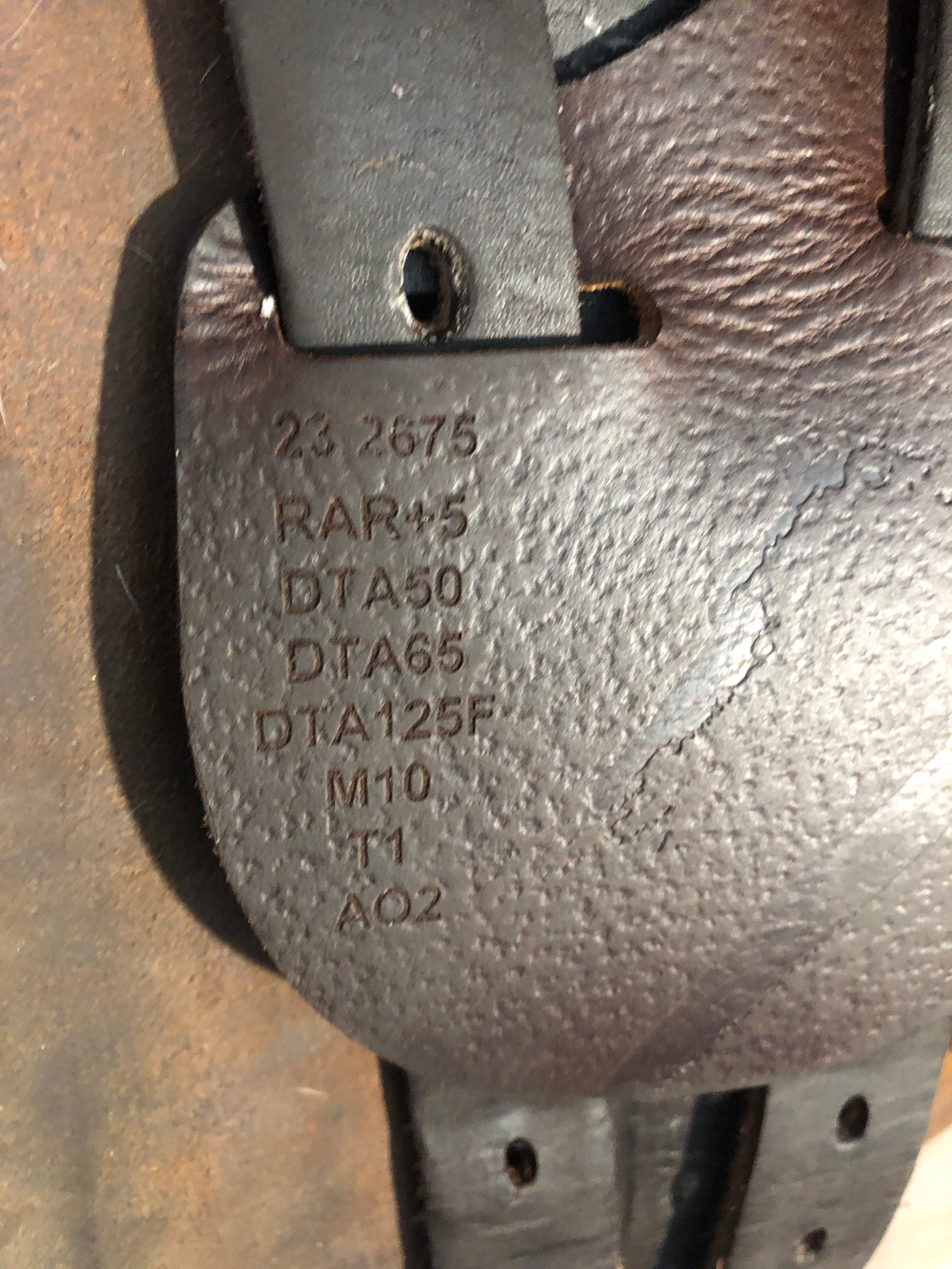 17.5" Antares Close Contact Saddle