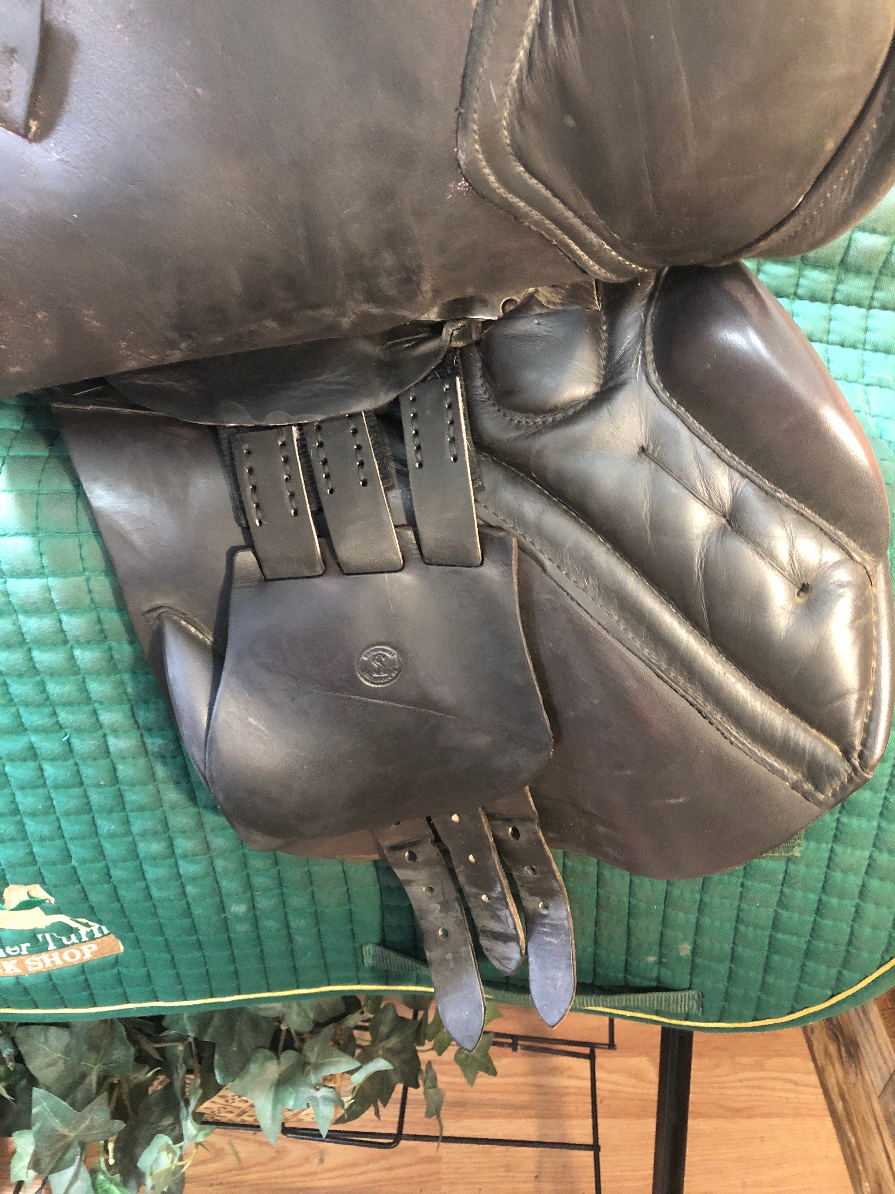 17.5" Black Country Tex Eventer Saddle