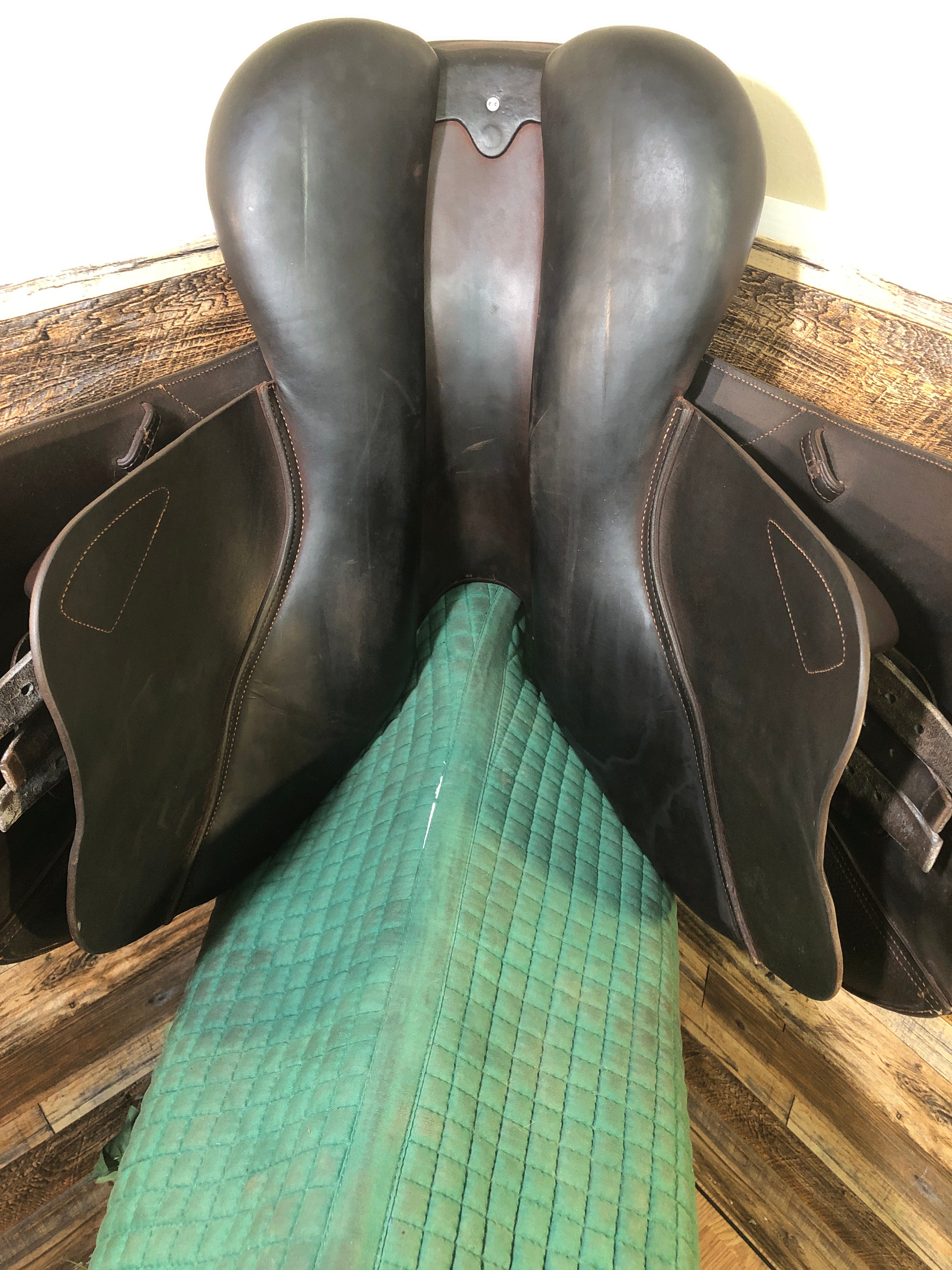 16.5" CWD Jump Saddle