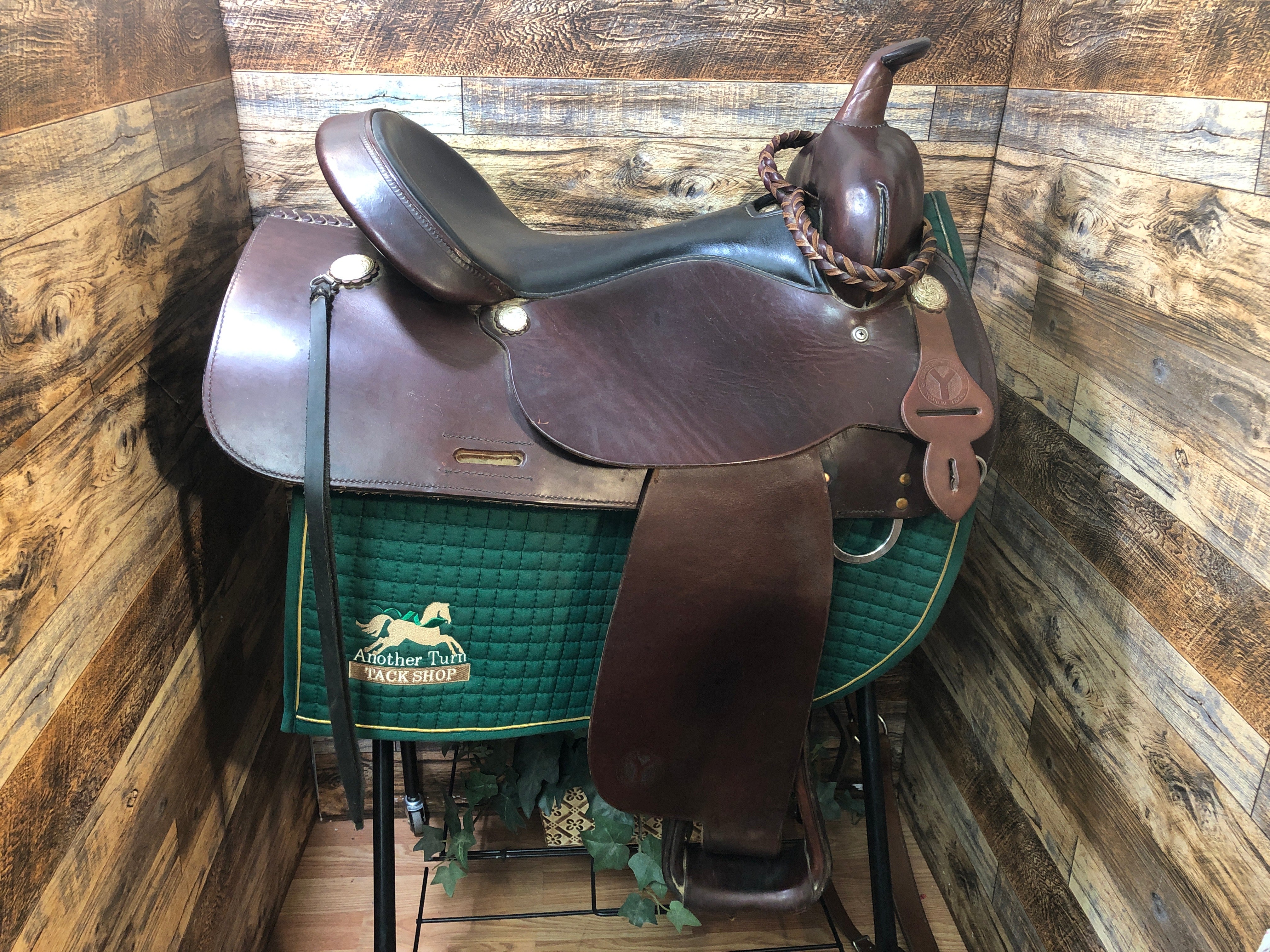 16" Circle Y Park & Trail Western Saddle