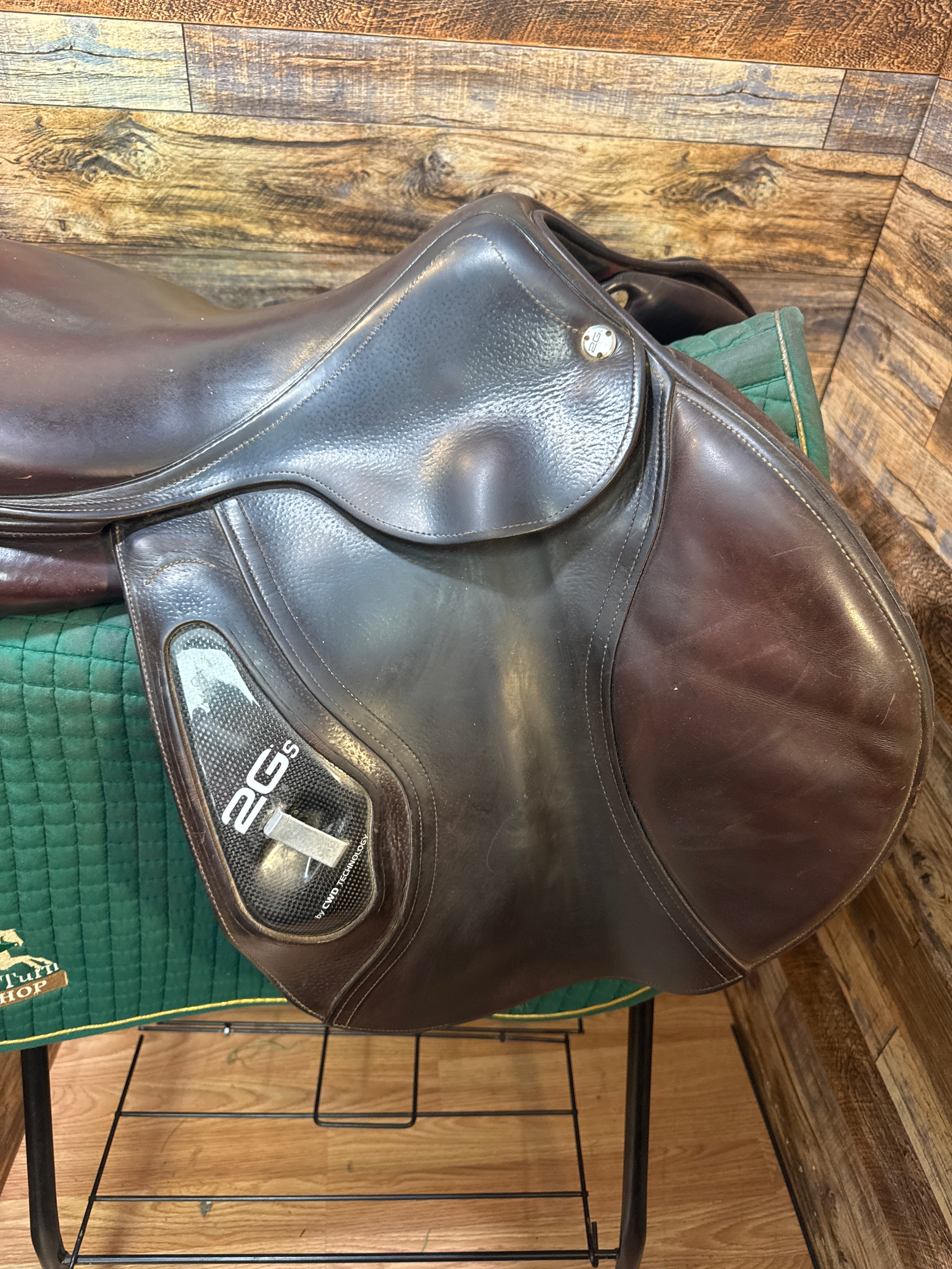18" CWD 2GS Close Contact 4.5" Tree/ 14.5" Flap