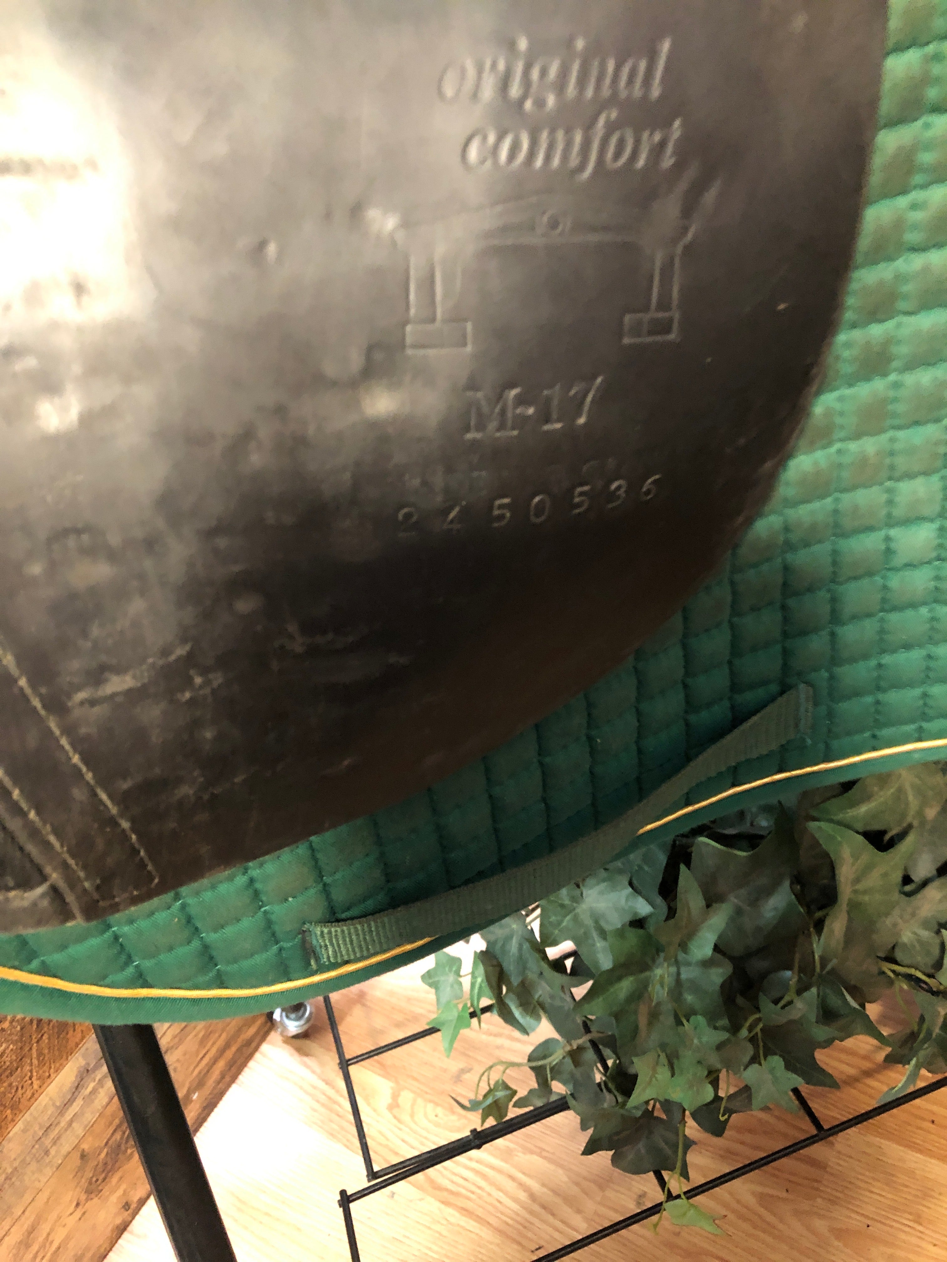 17" Albion Original Comfort AP Saddle