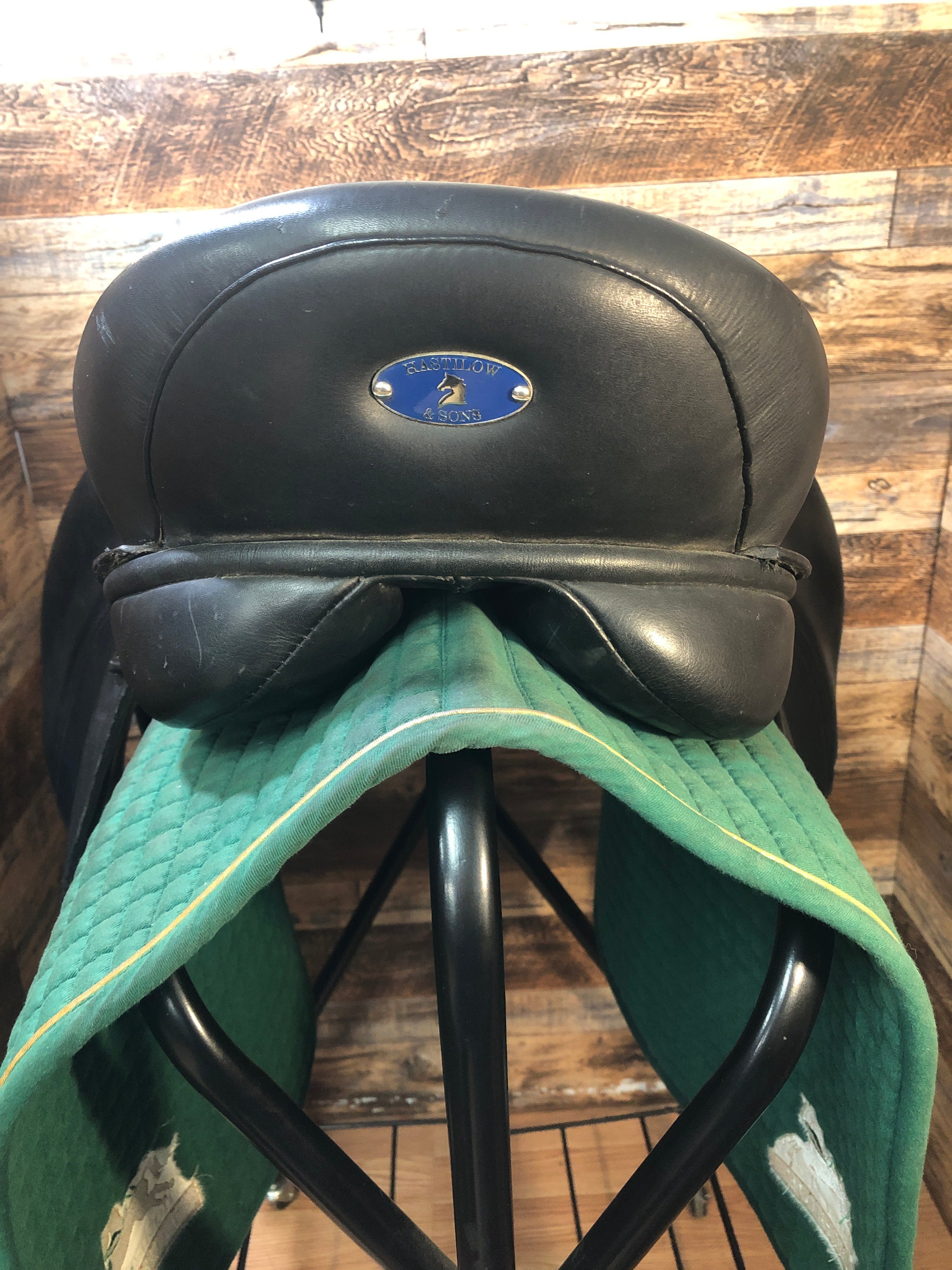 18" Hastilow Dressage Saddle