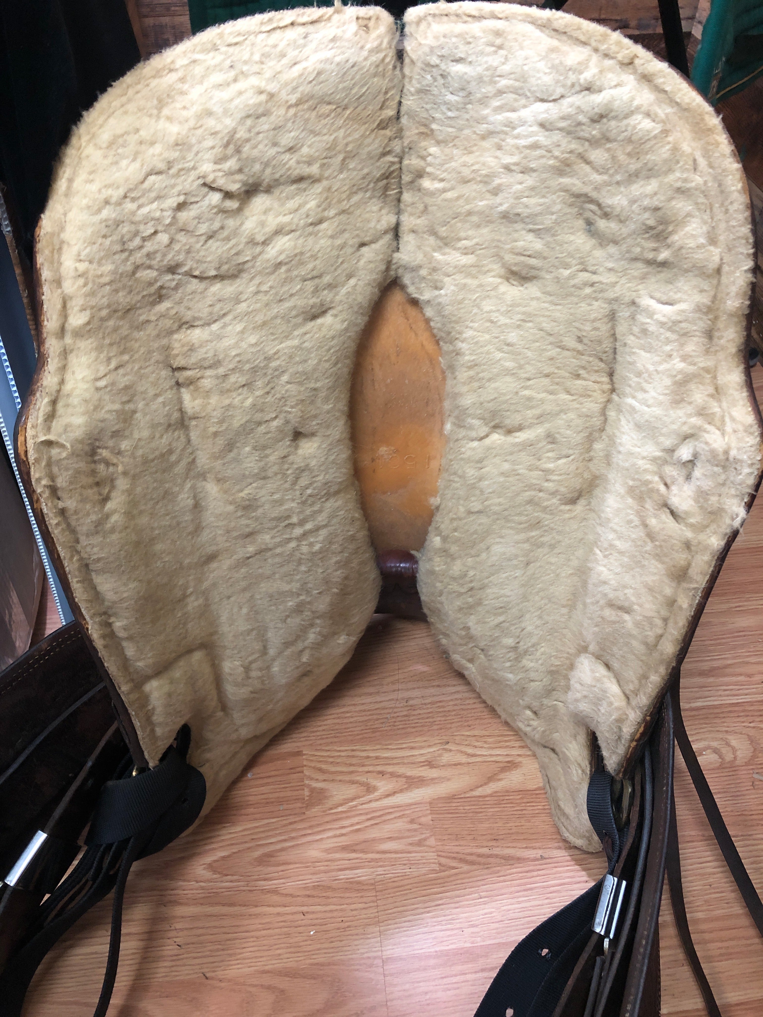 15" Simco Western Saddle