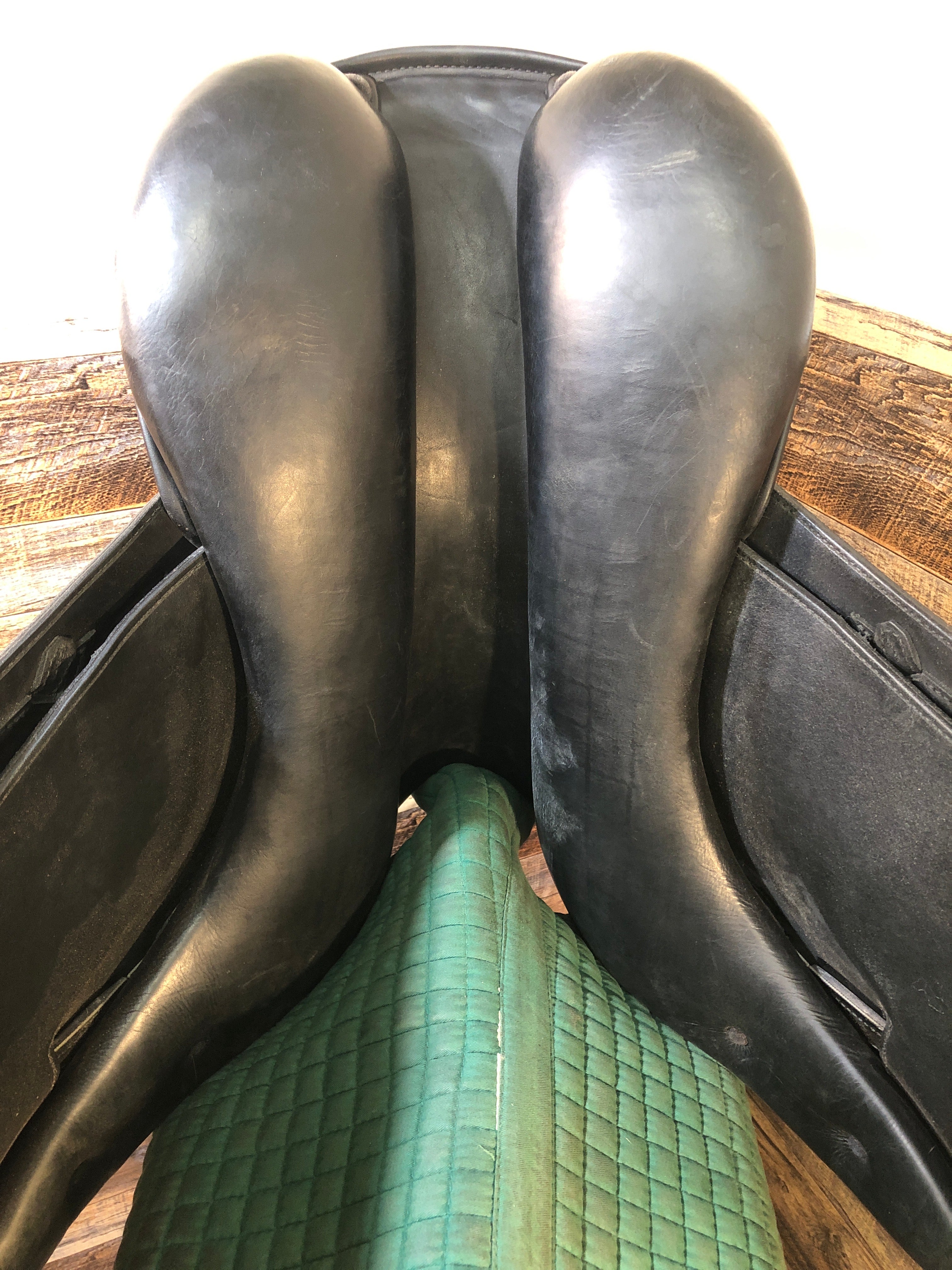 17.5" Erreplus Elena Dressage Saddle