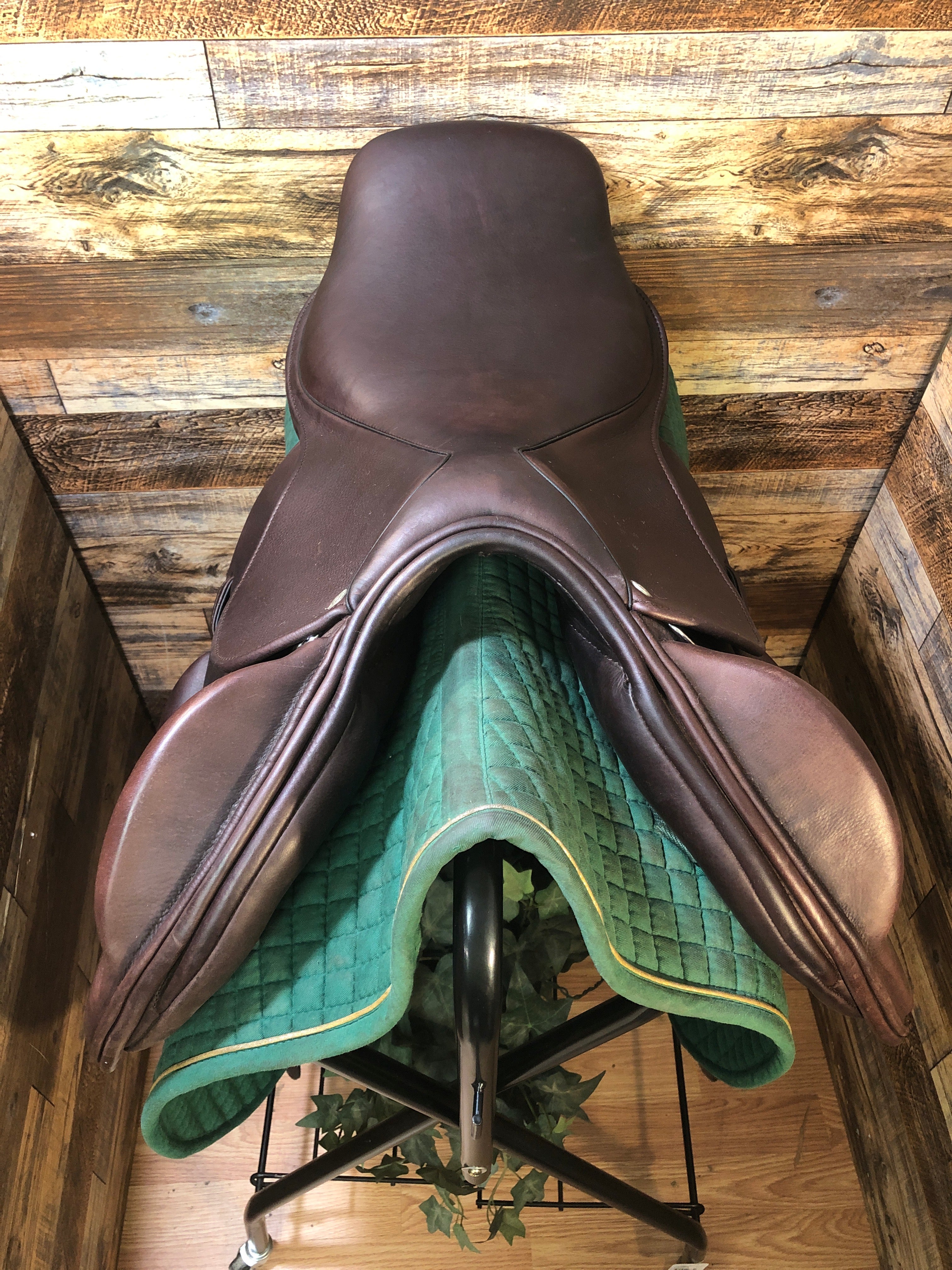 17" Dover Circuit Monoflap Jump Saddle