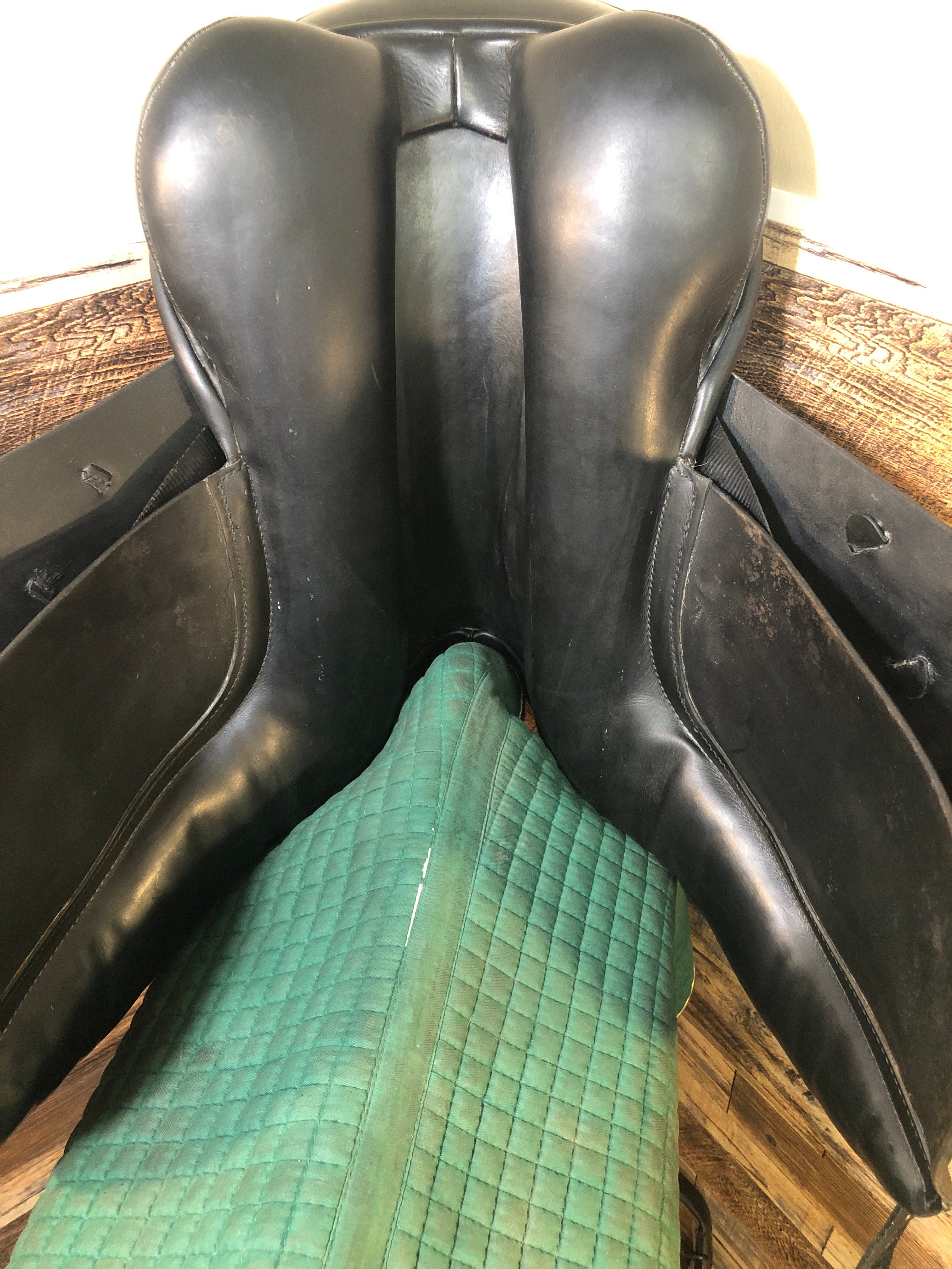 17.5" Ideal Dressage Saddle (2007)