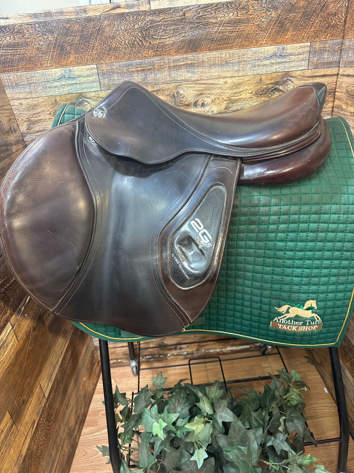 18" CWD 2GS Close Contact 4.5" Tree/ 14.5" Flap