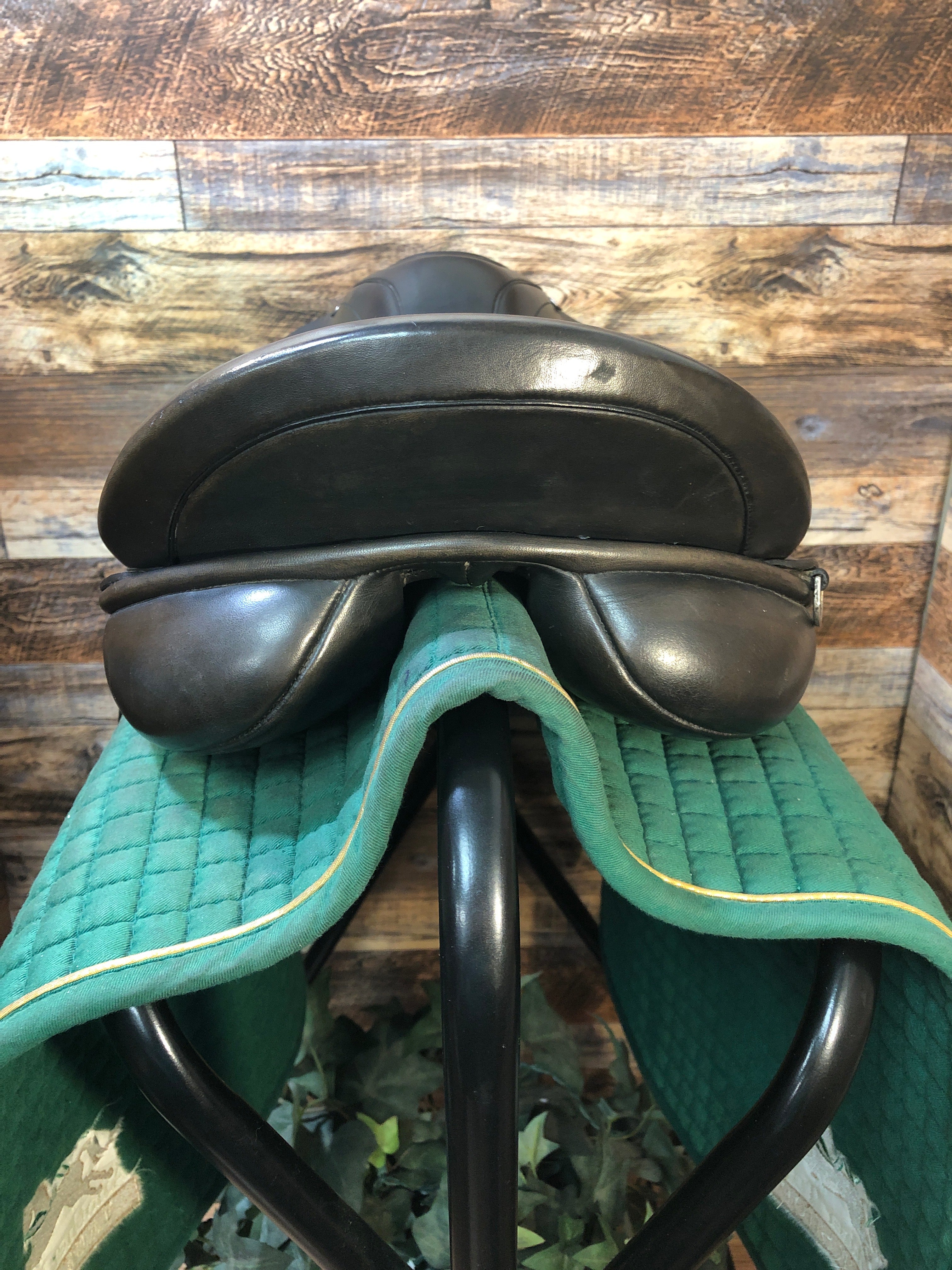17.5" County Eventer Jump Saddle