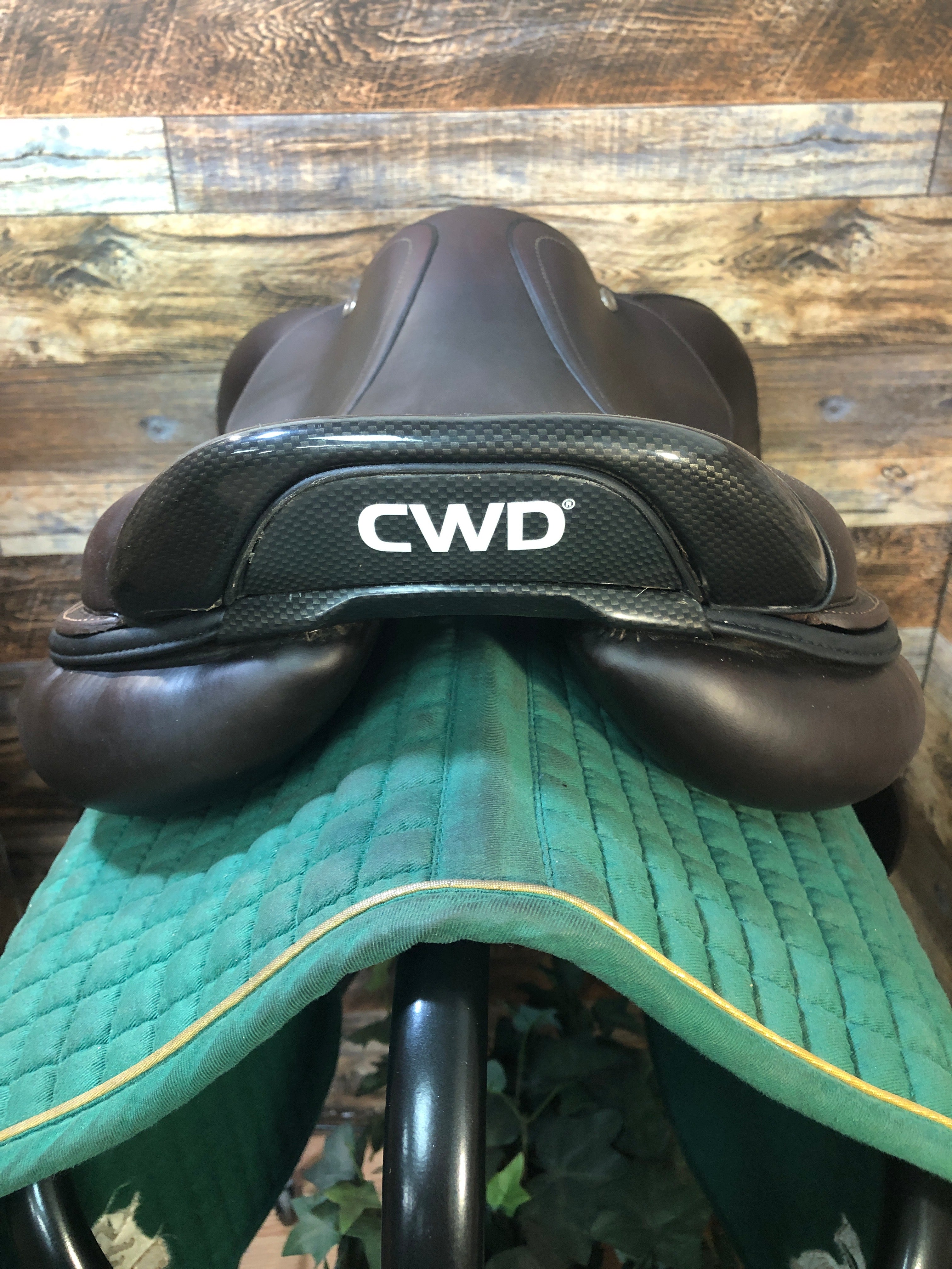 17.5" CWD 2GS Close Contact Saddle (2020)