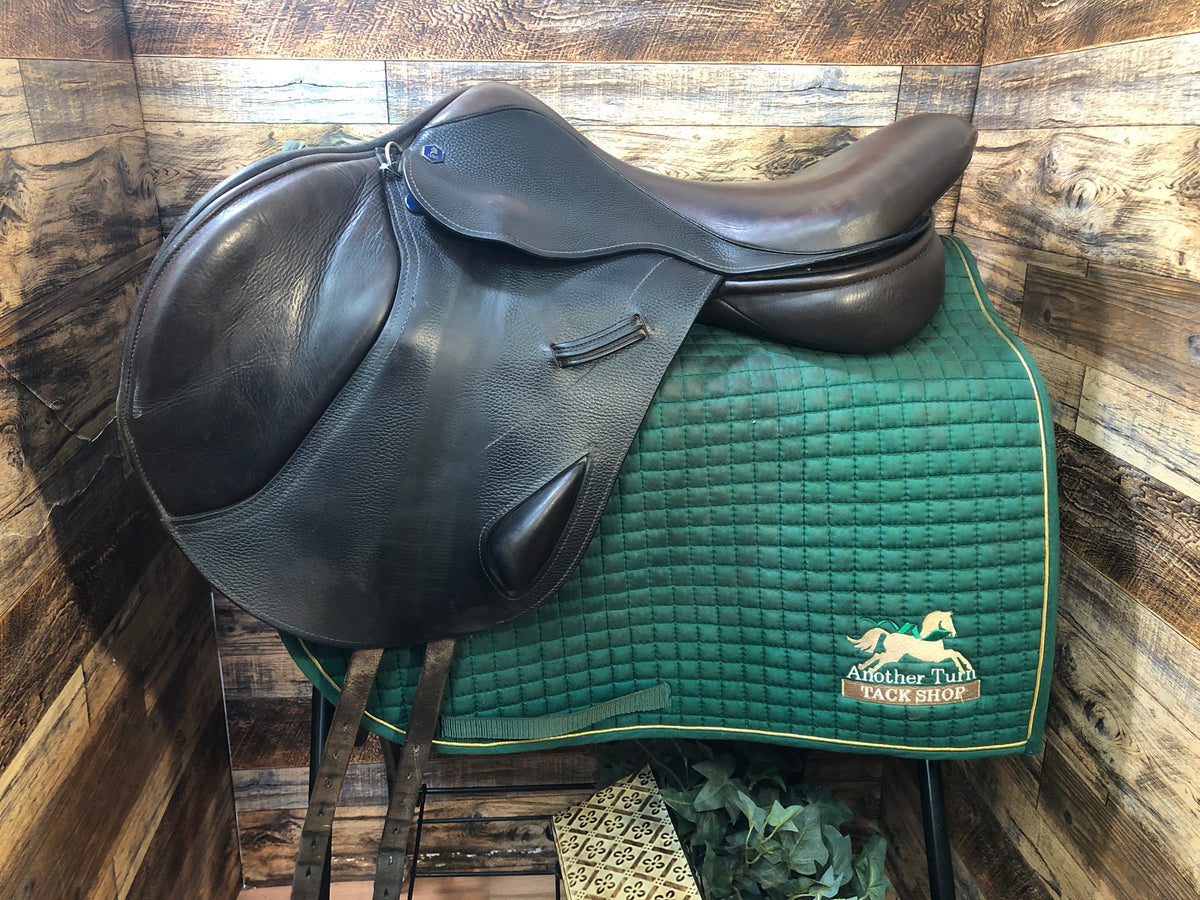 18" Hastilow Monoflap Jump Saddle