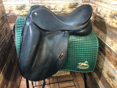 17.5" N2 Vincitore Dressage Saddle