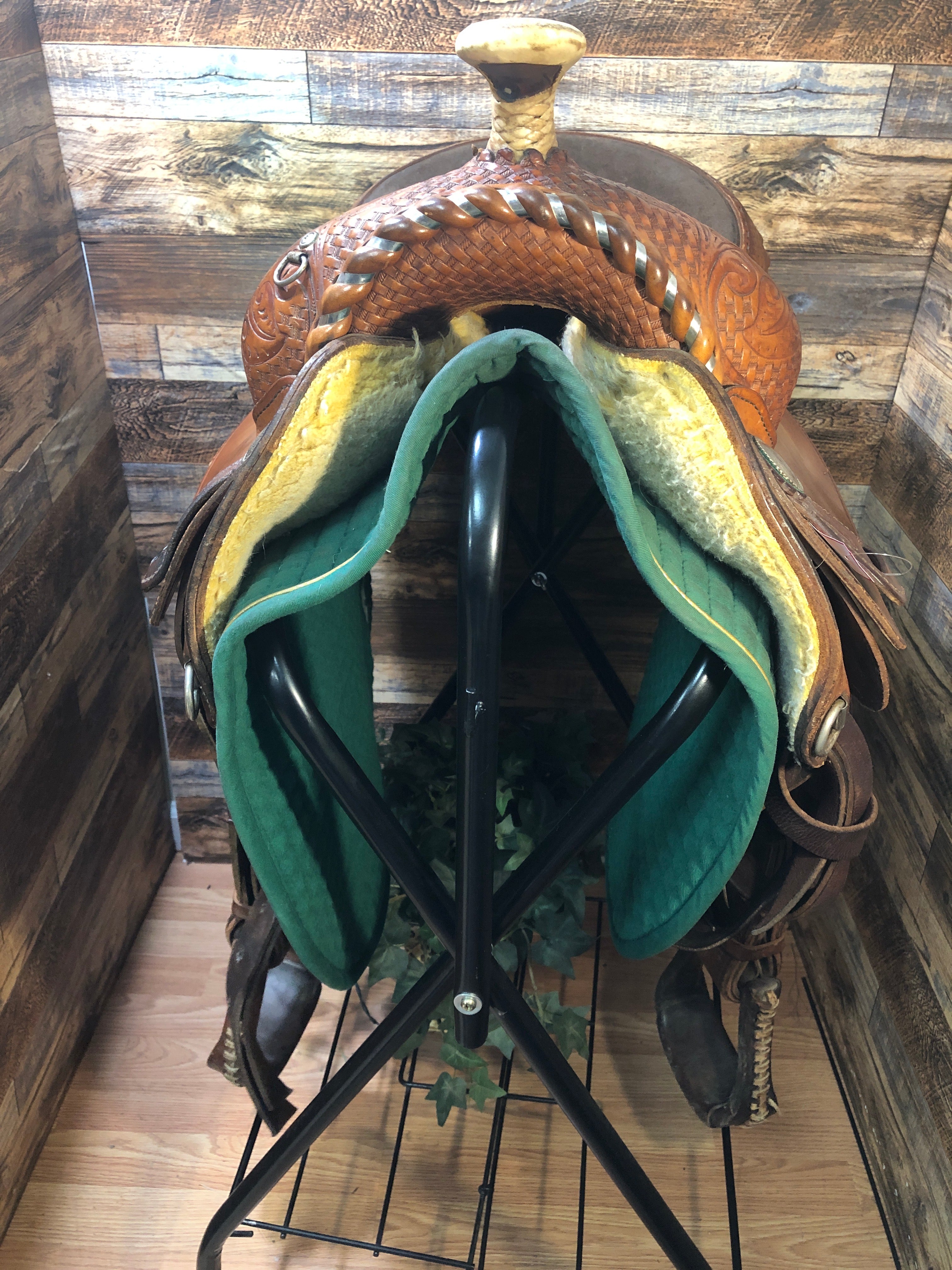 15" Circle Y Equitation Western Saddle