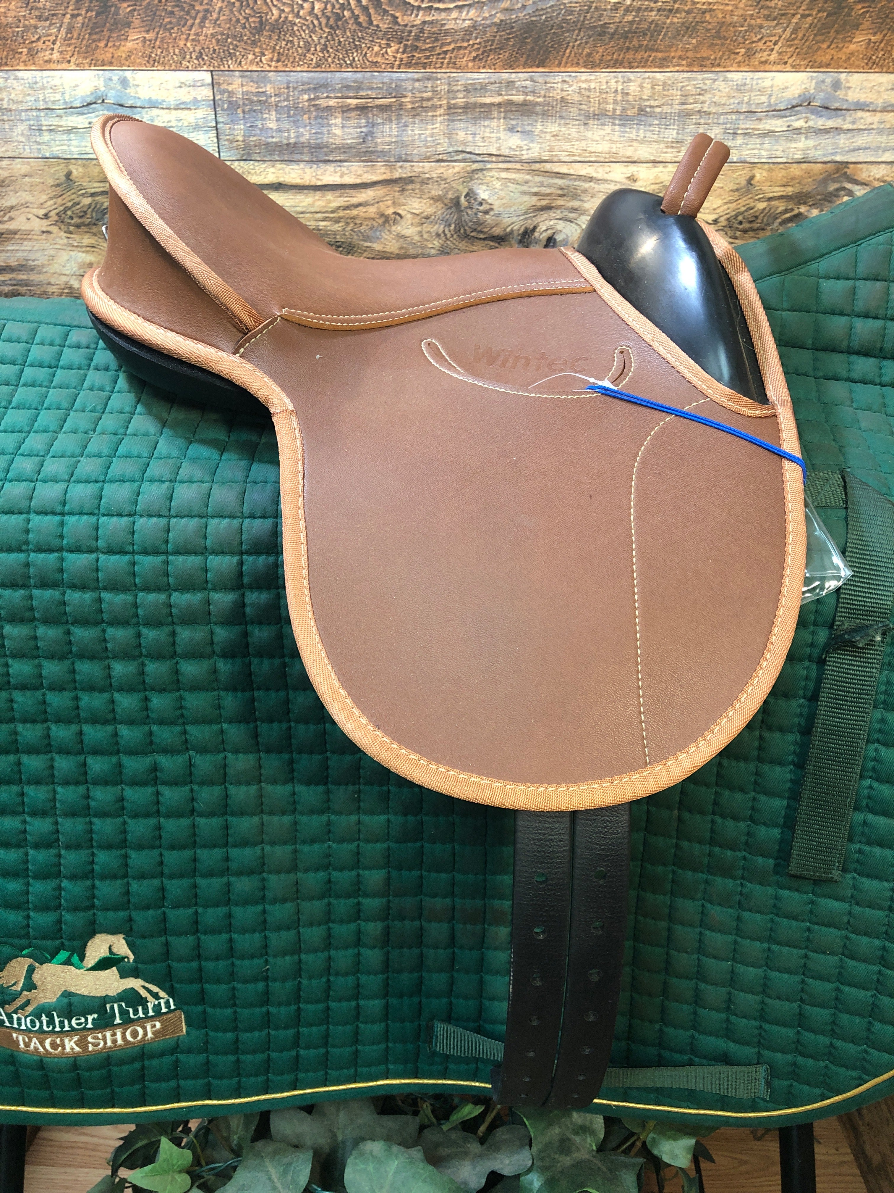 Wintec Youth Saddle Brown