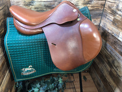 17" Prestige Redfox Jump Saddle