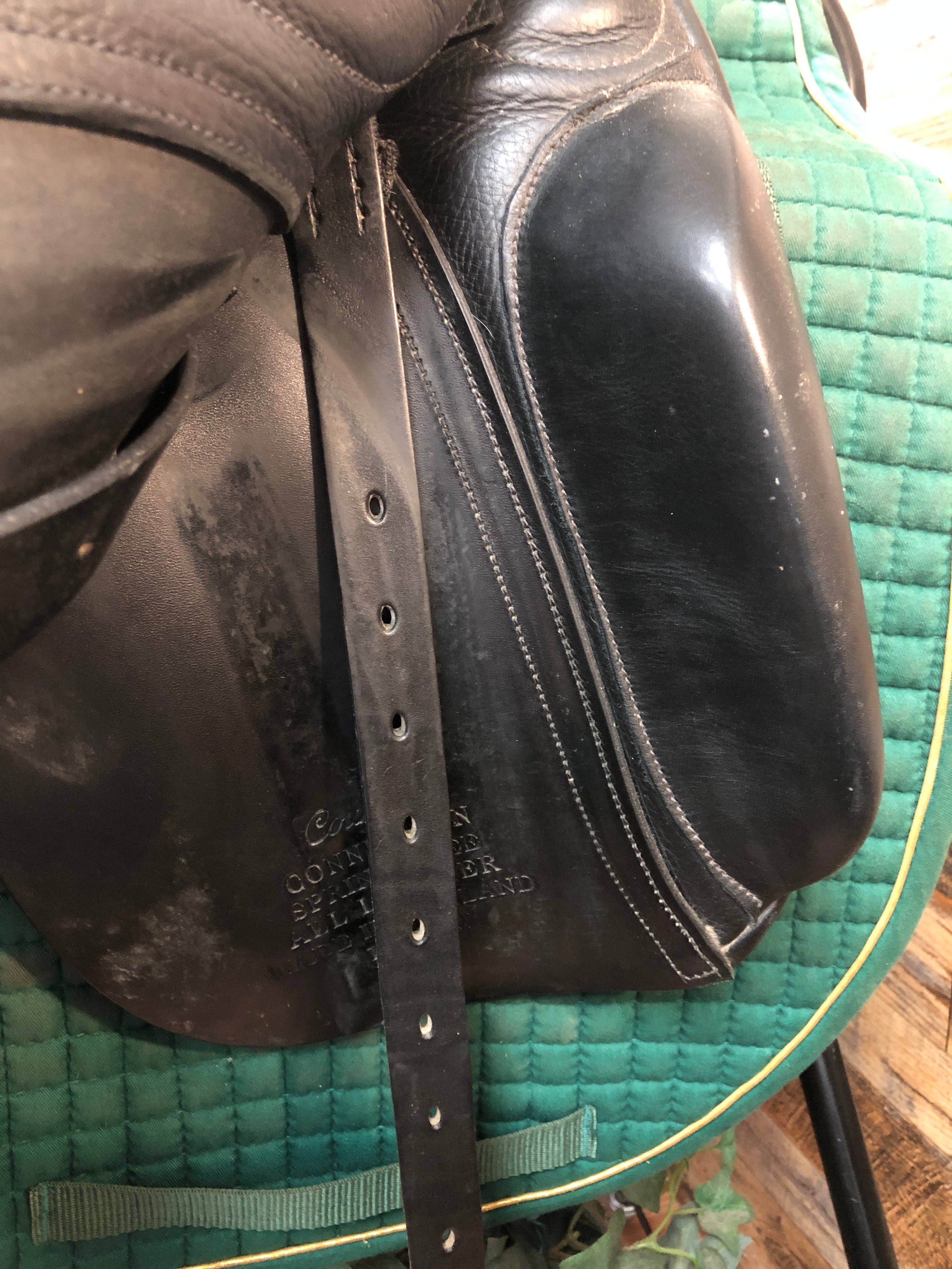 17.5" County Connection Dressage Saddle