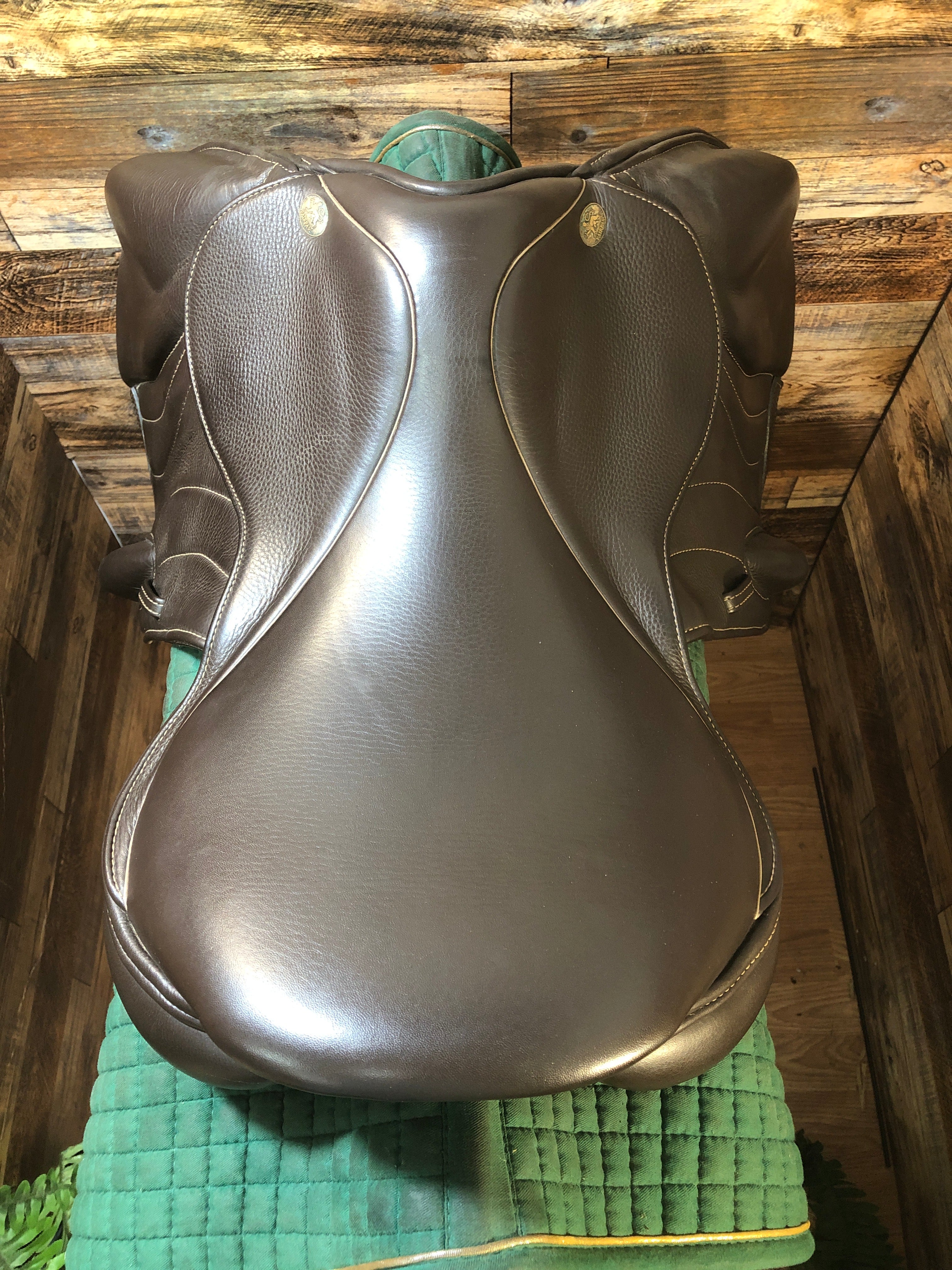 17" Fairfax Classic Jump Saddle
