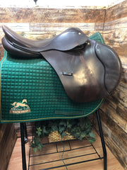 18" Berney Brothers Close Contact Saddle