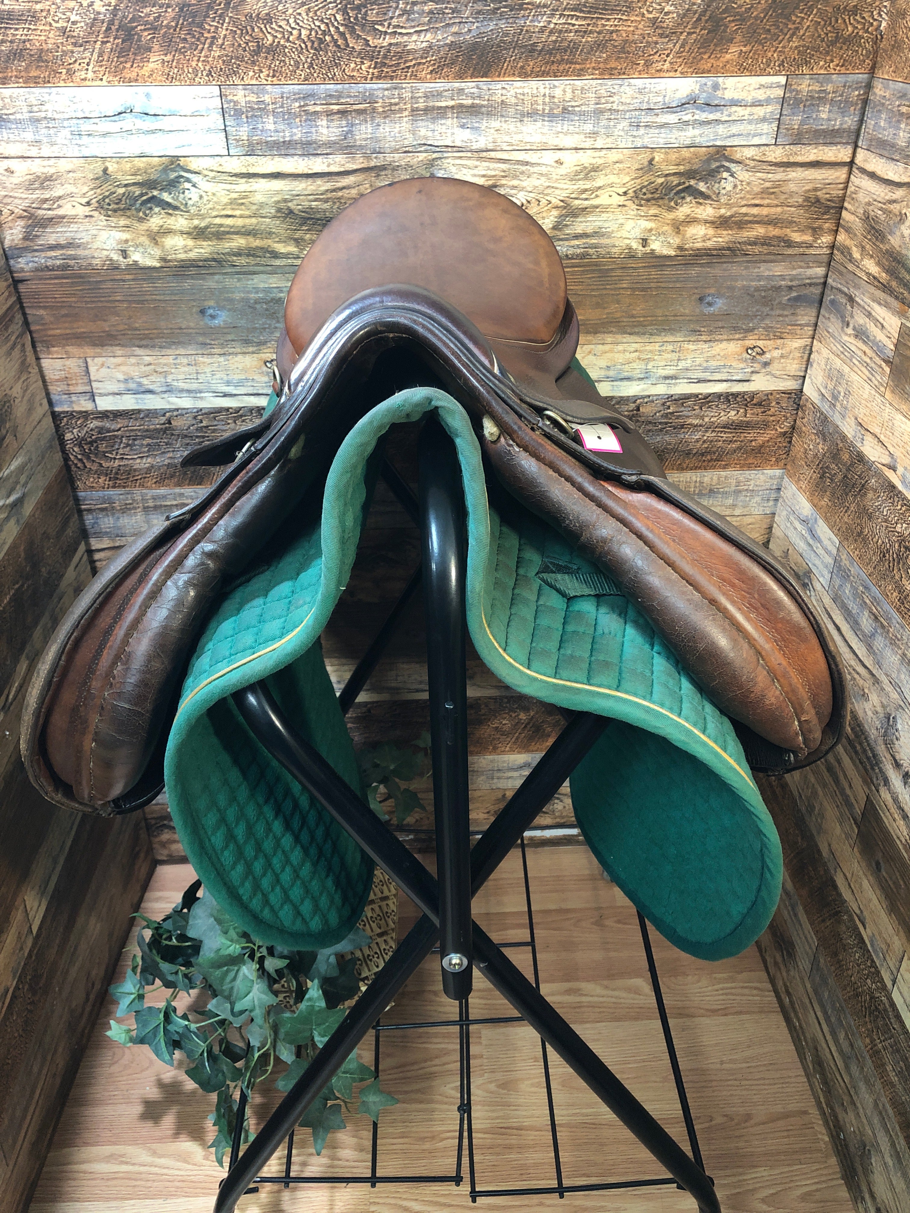 16" Stubben Rex Saddle 5" Tree/ 12" Flap 40761