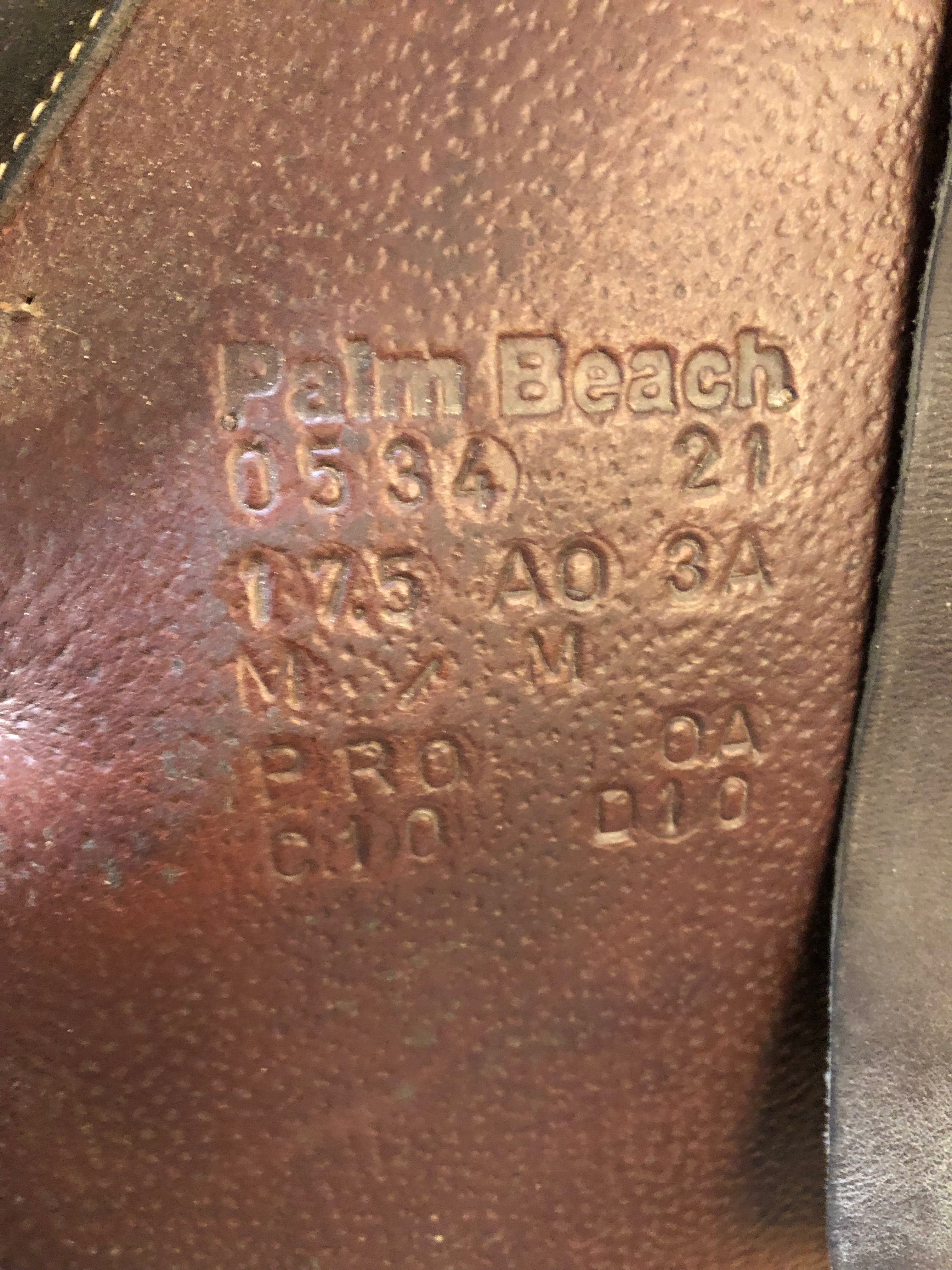 17.5" Voltaire Palm Beach Saddle