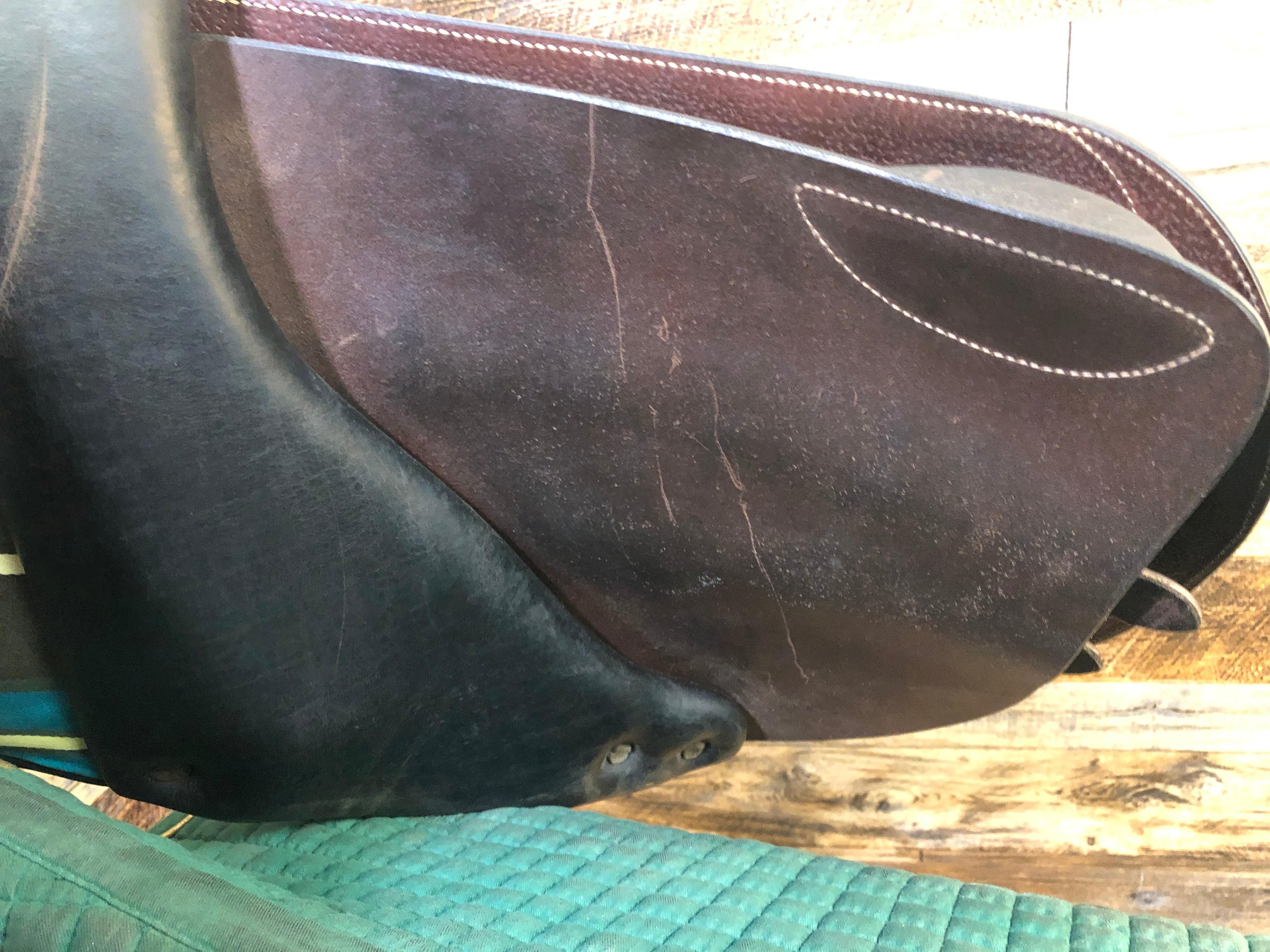 17.5" Voltaire Palm Beach Saddle