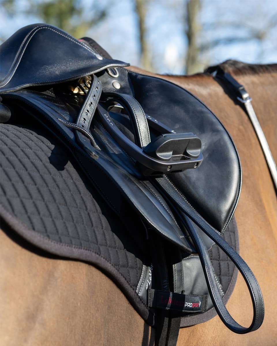 Arika Stirrup Leather