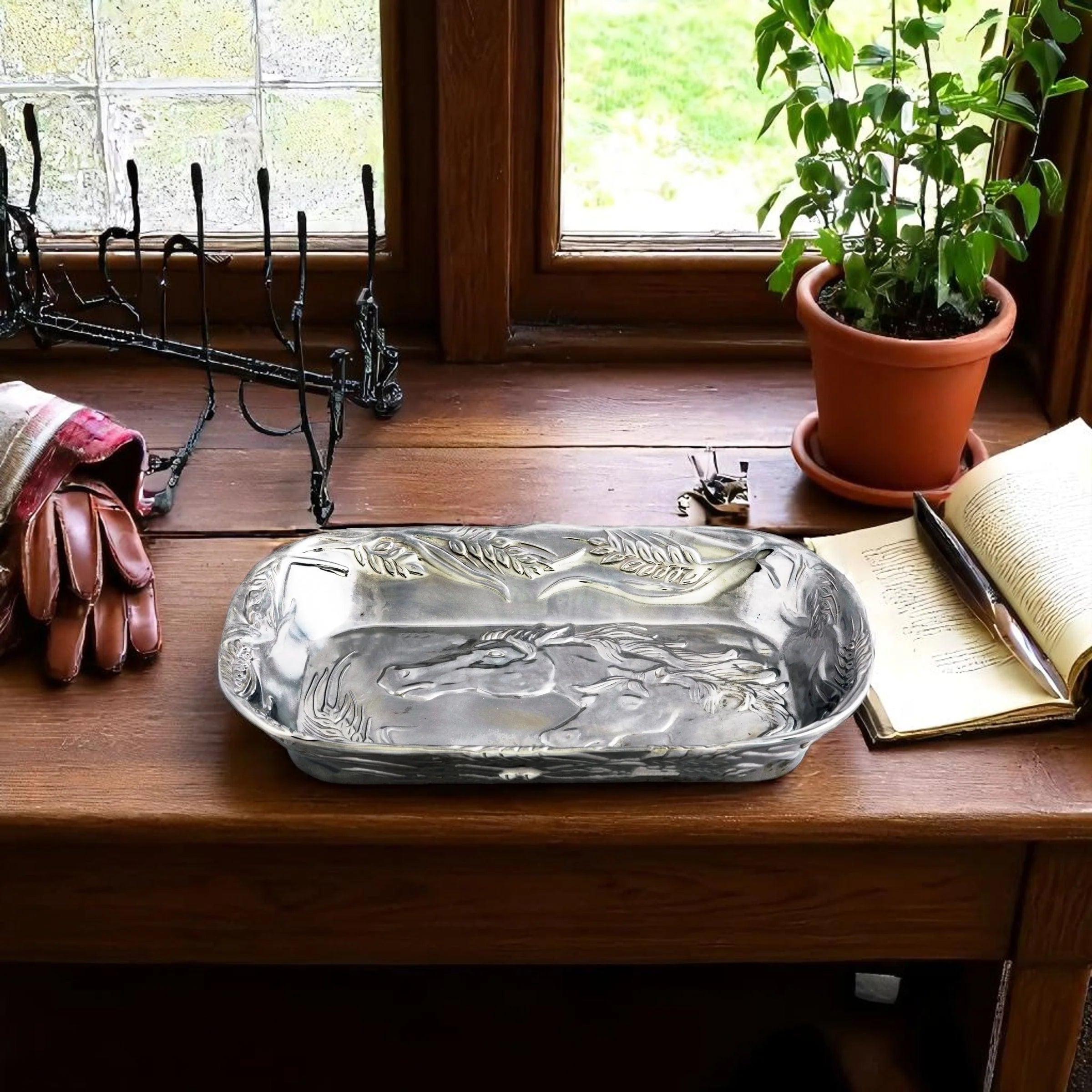 Arthur Court Horse Catch All