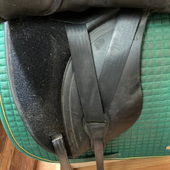 17.5" Adam Ellis Dressage Saddle